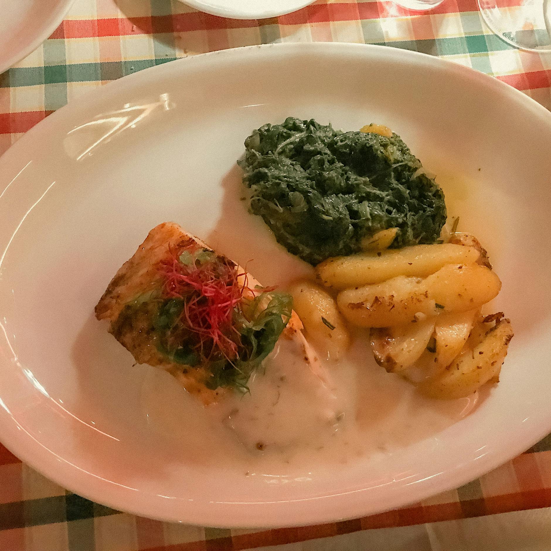 Griechisch Essen ohne Klischees? Dann auf ins Kreuzberger Restaurant „Z“