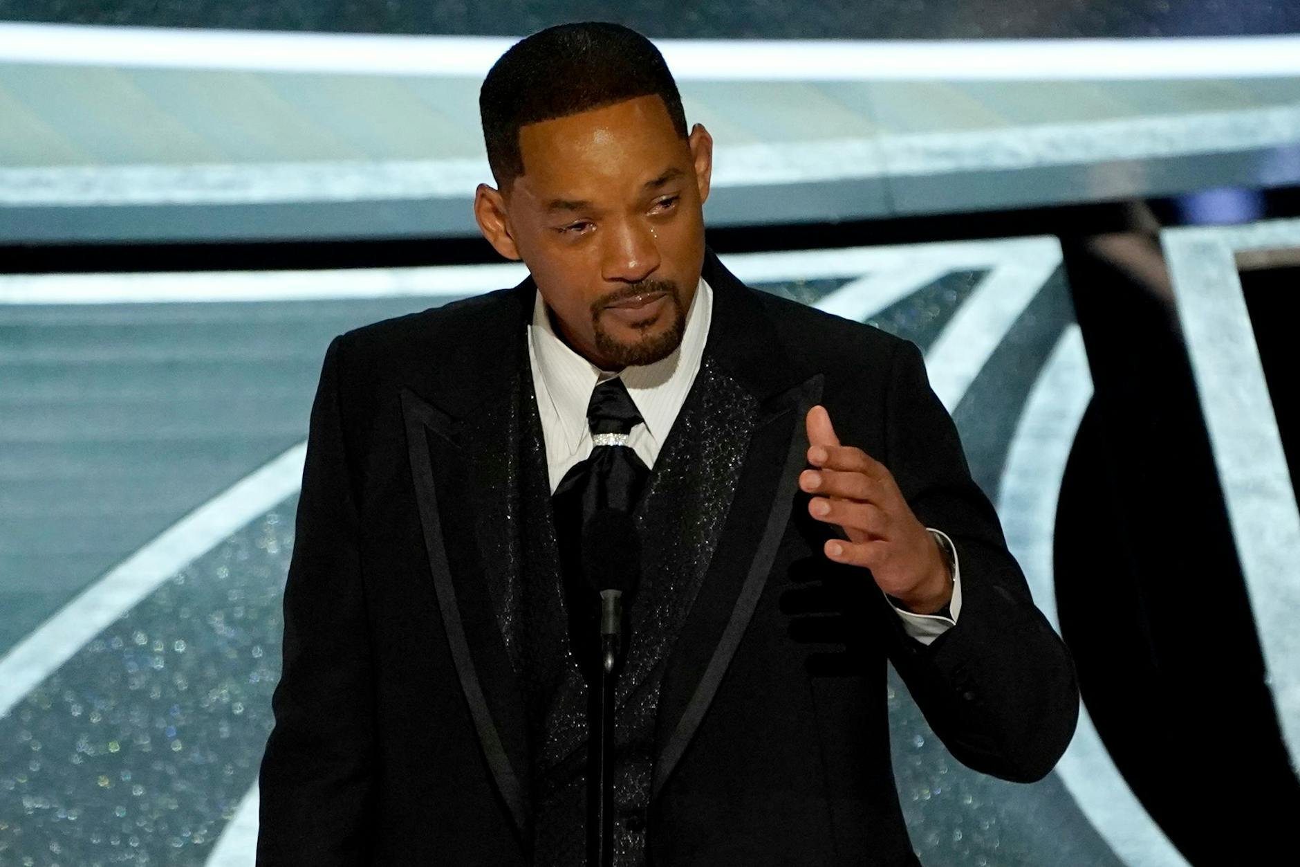 Will Smith zieht nach dem Ohrfeigen-Eklat bei den diesjährigen Oscars Konsequenzen.