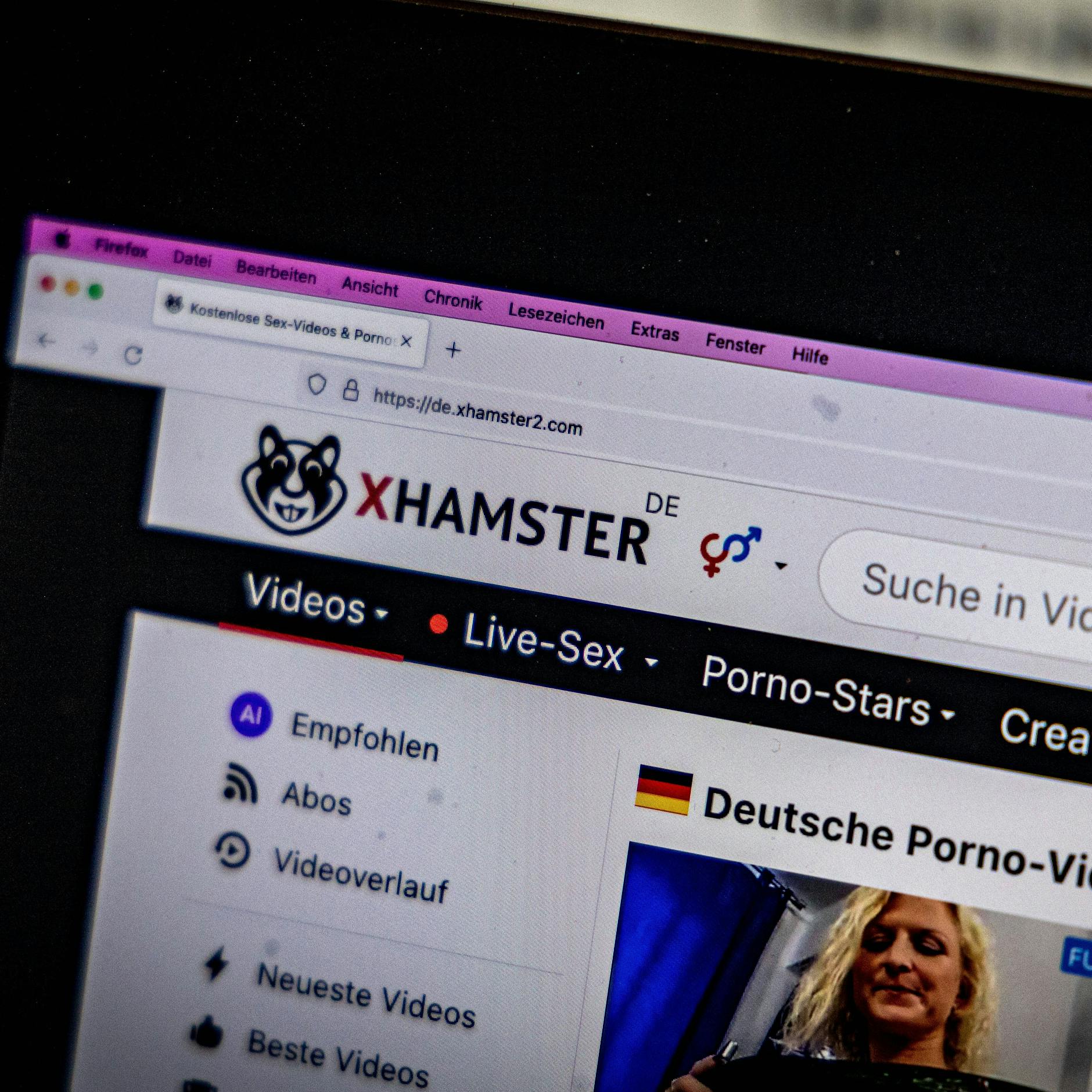 xhamster offiziell gesperrt: Warum laufen die Pornos weiter – und wie lange noch?