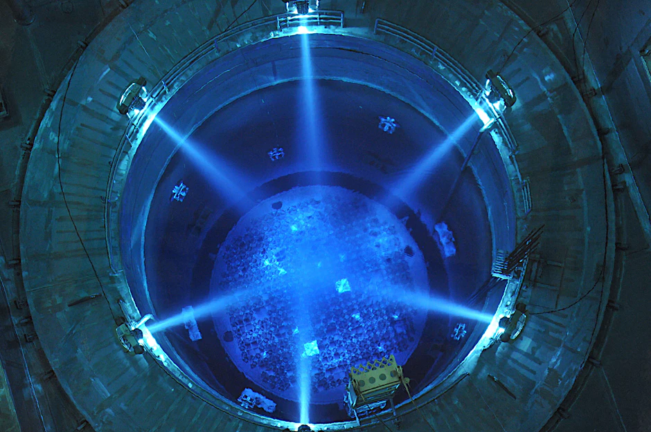 Blick in den geöffneten Reaktor des Kernkraftwerks im Jahre 2010