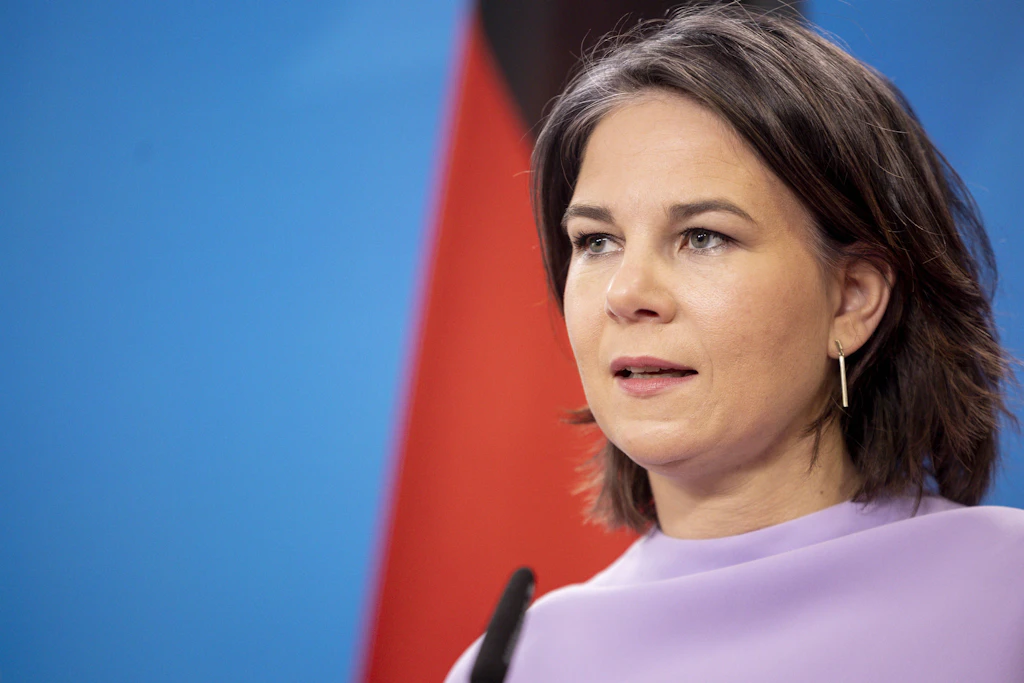Trotz Butscha: Baerbock will weiterhin russisches Gas kaufen