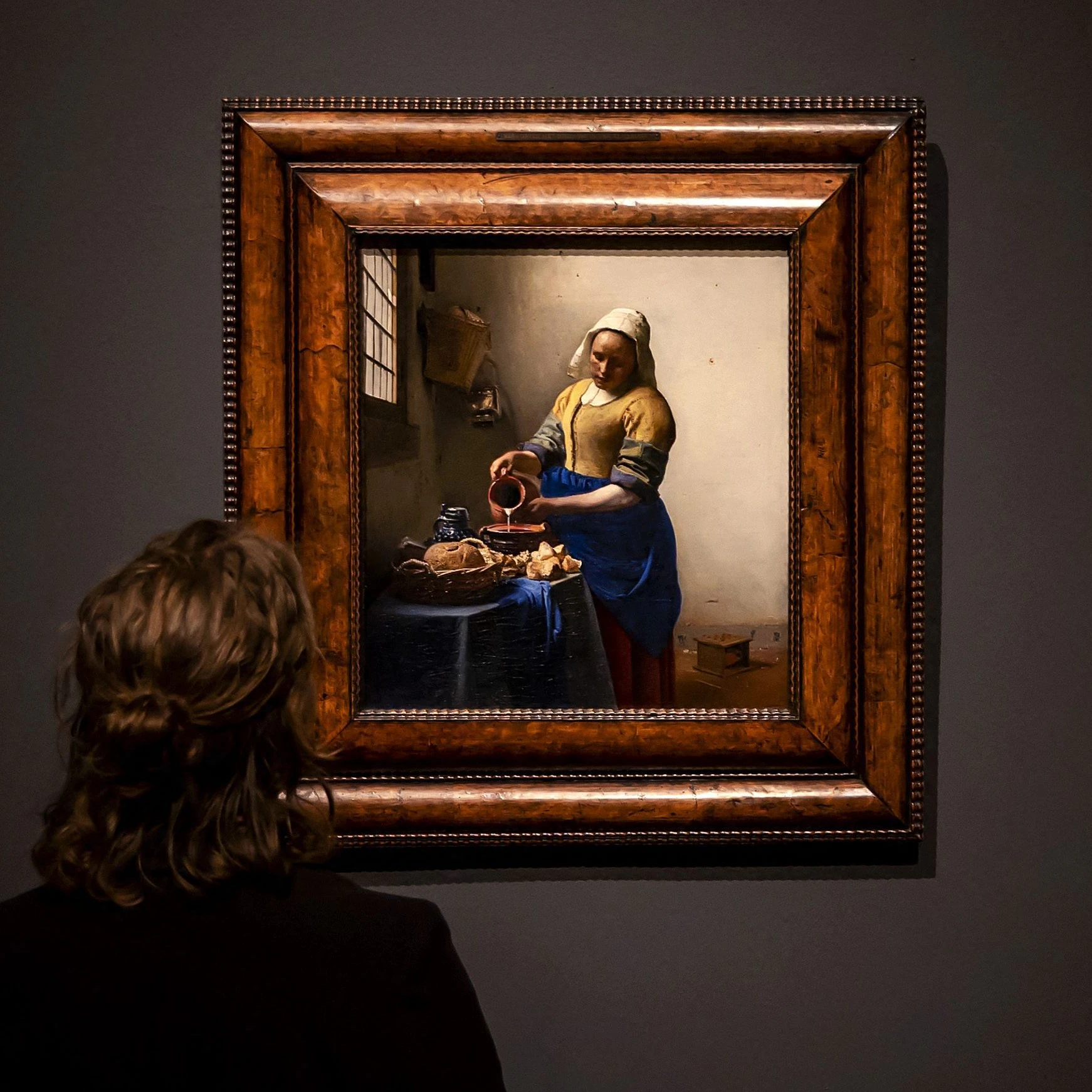Jetzt ist Vermeers „Milchmädchen“, eine Ikone des Rijksmuseums, der Hingucker in der Dutch Heritage Amsterdam.