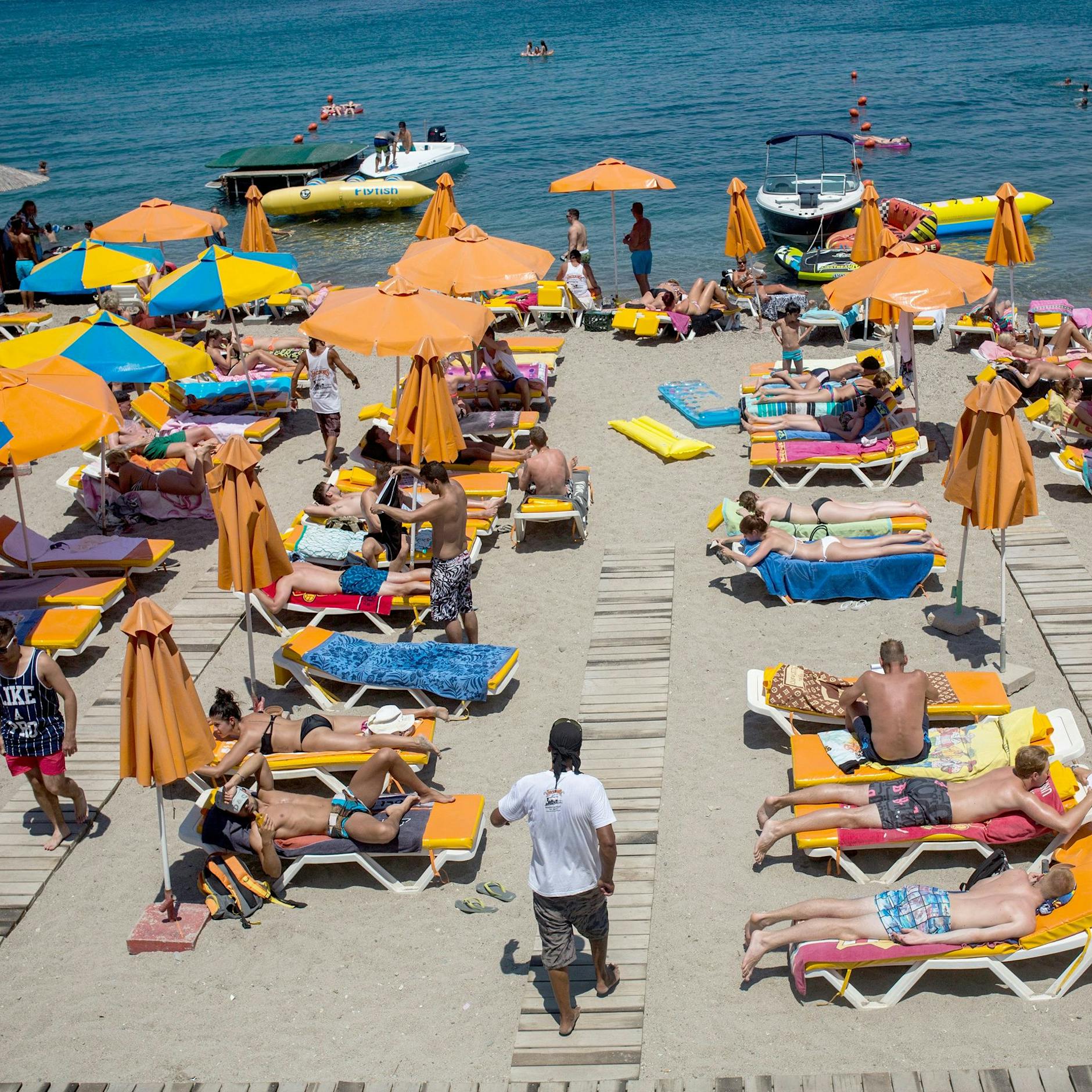 Schock für Last-Minute-Urlauber: Reisepässe brauchen bis zu 8 Wochen!