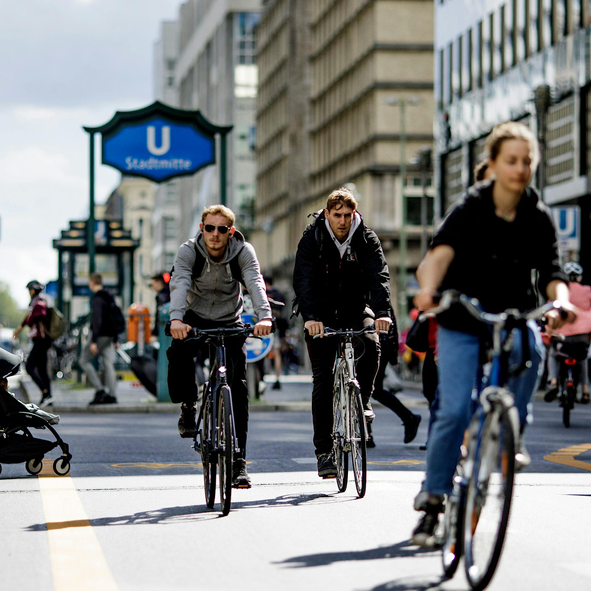 Friedrichstraße: Seit hier keine Autos mehr fahren, liebe ich sie!
