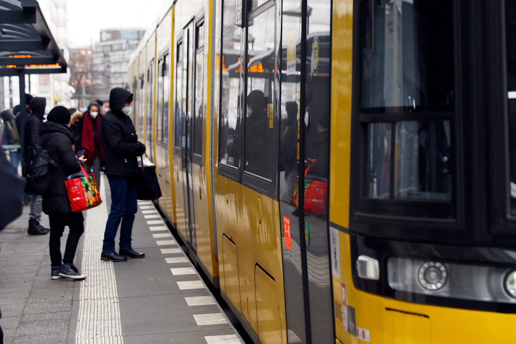 Handytickets bei BVG und S-Bahn: Zwei-Minuten-Regel wird abgeschafft