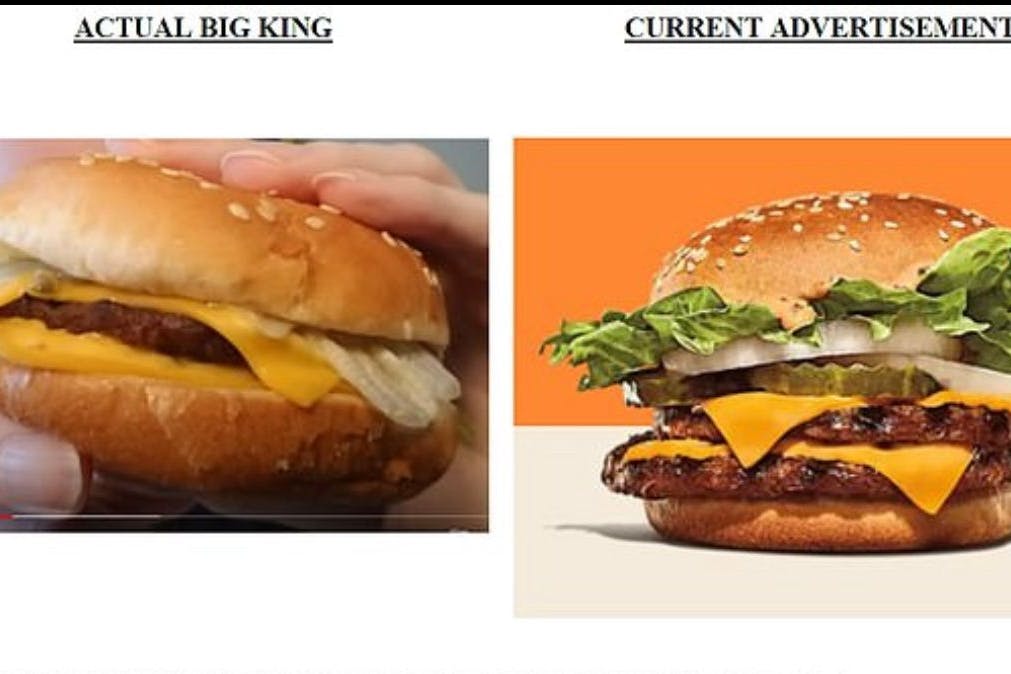 Diese Bilder zeigen einen Burger – einmal in der Werbung. Der andere zeigt die Realität.