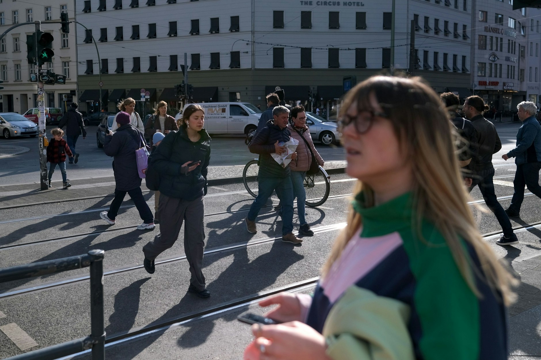 Urbaner Schmelzpunkt: auf der Torstraße treffen viele Interessen aufeinander.
