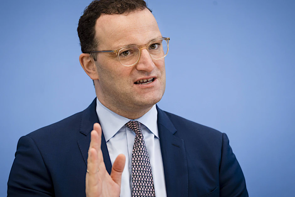 Der ehemalige Bundesgesundheitsminister Jens Spahn (CDU) soll laut Gericht von Anselm Lenz und zwei Mittätern verunglimpft worden sein.