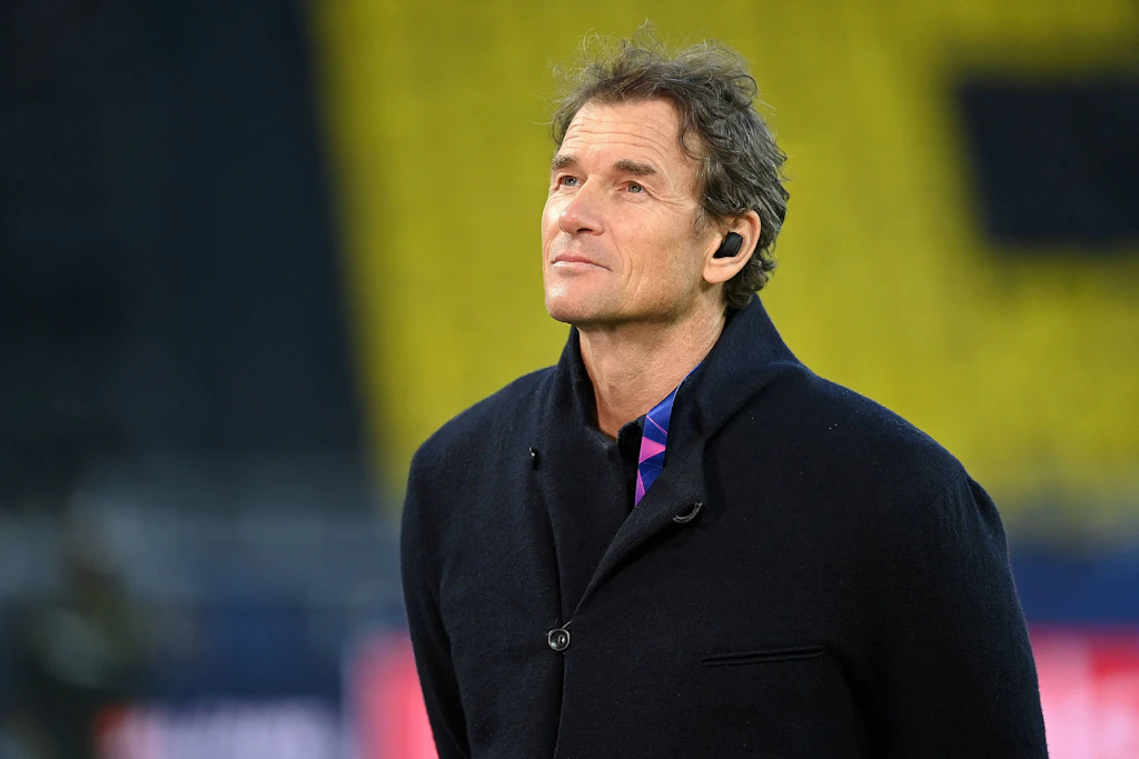 Nach Rassismus-Eklat: Ex-Hertha-Aufsichtsrat Jens Lehmann drückt noch mal die Schulbank
