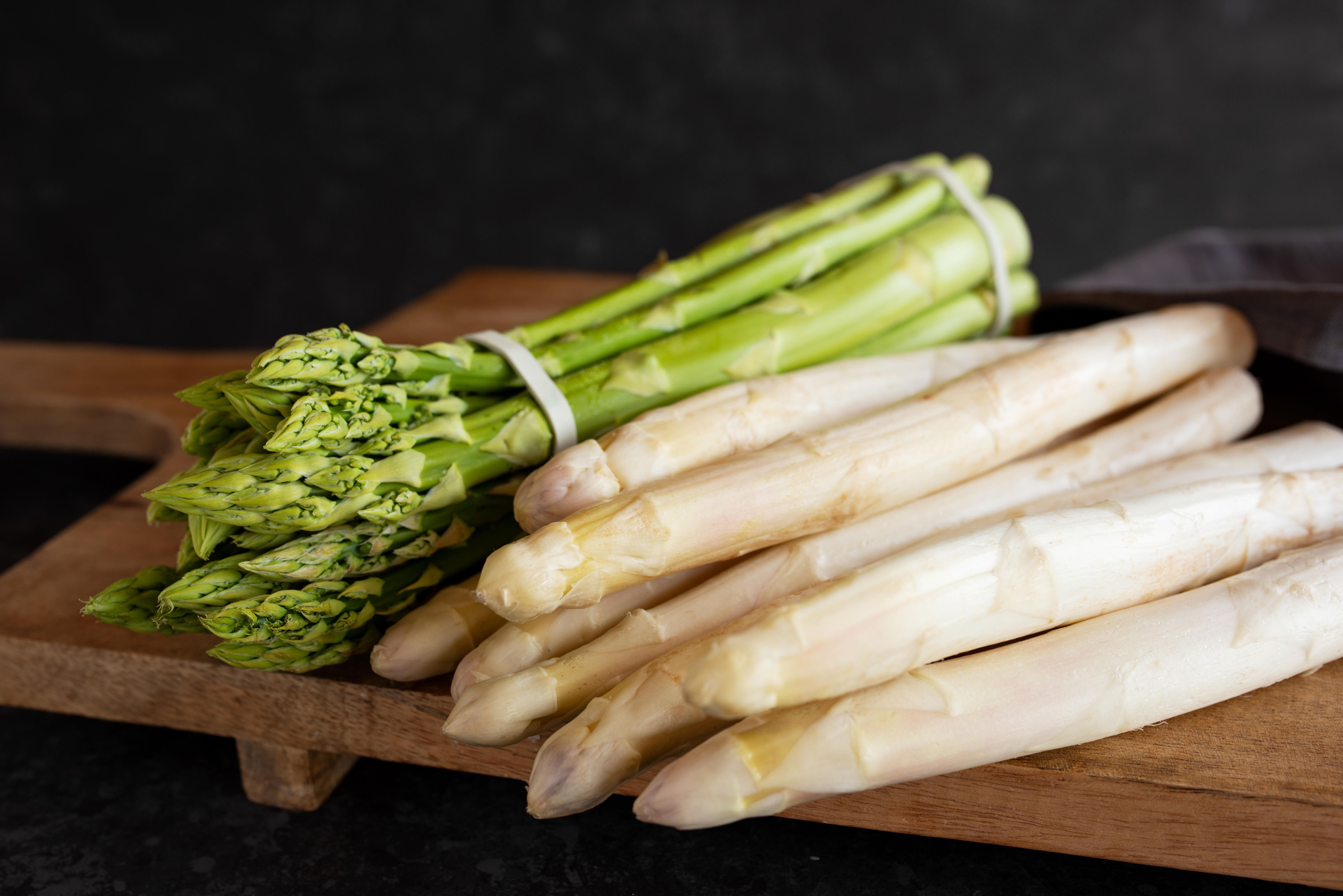Spargel-Rezepte aus anderen Ländern: Gestochen und nicht gebrochen