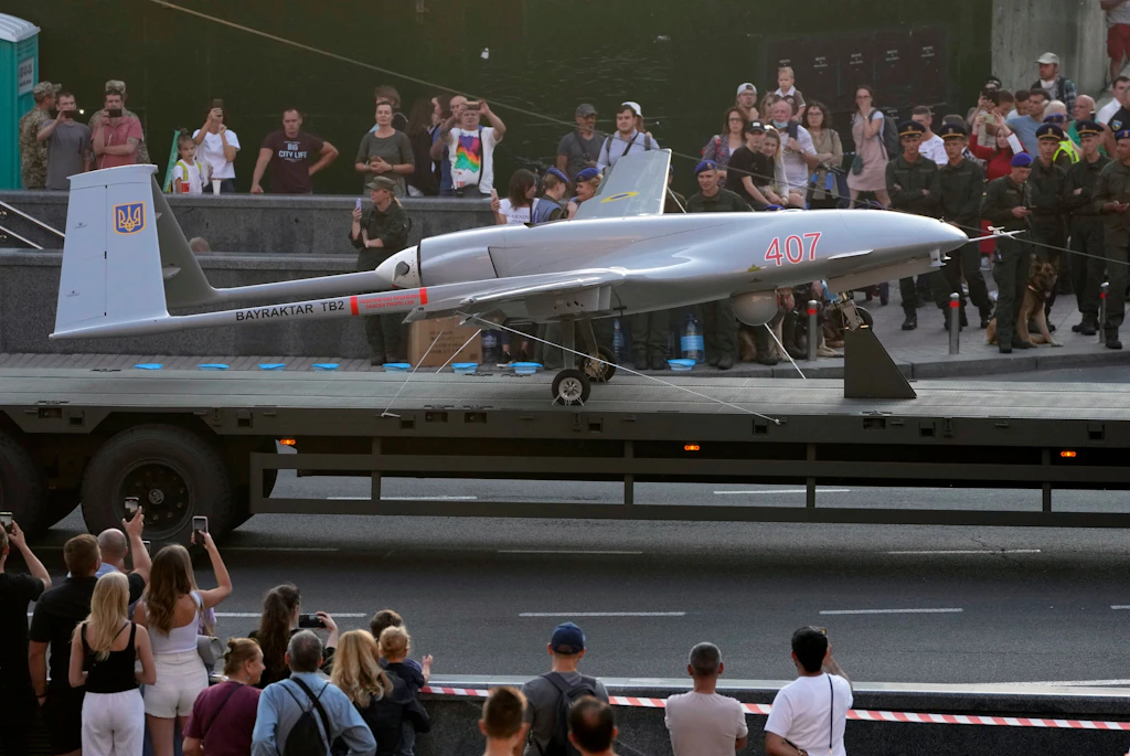 „Drohnen sind wie fliegende Rasenmäher, die ständig über einem kreisen“