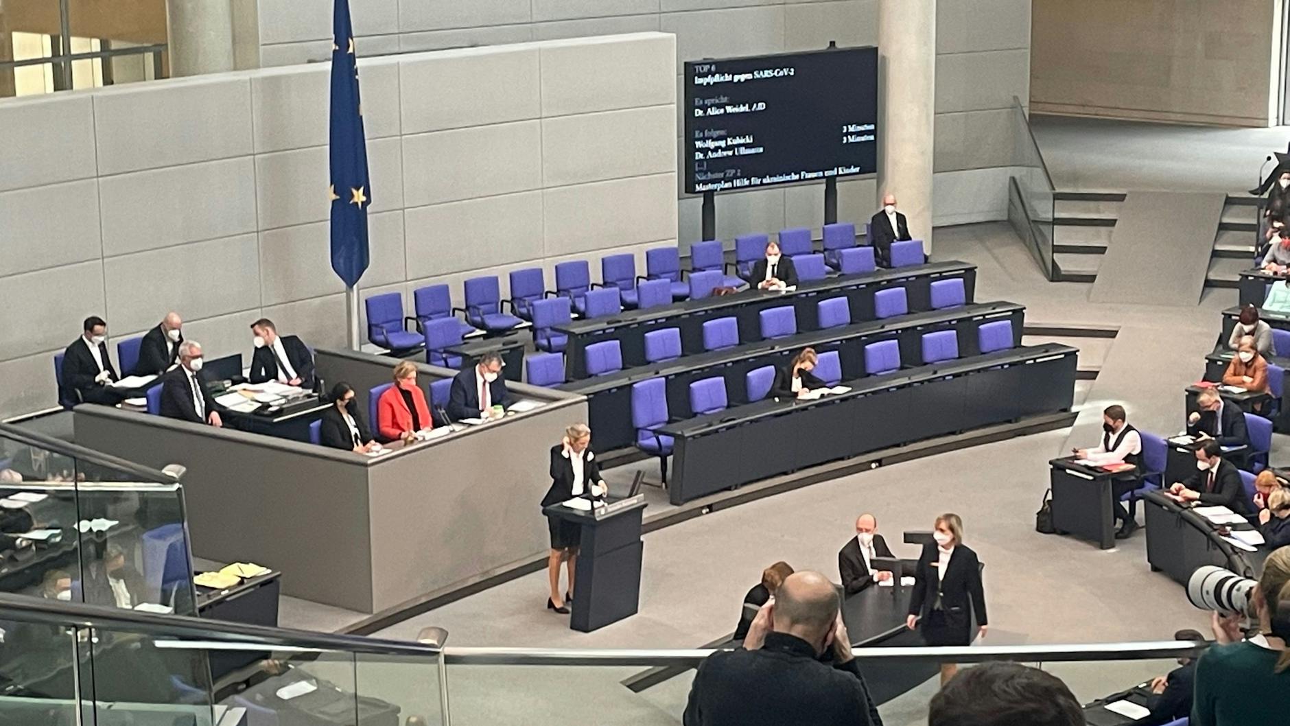 Die Debatte im Bundestag am 7. April zur Impfpflicht.