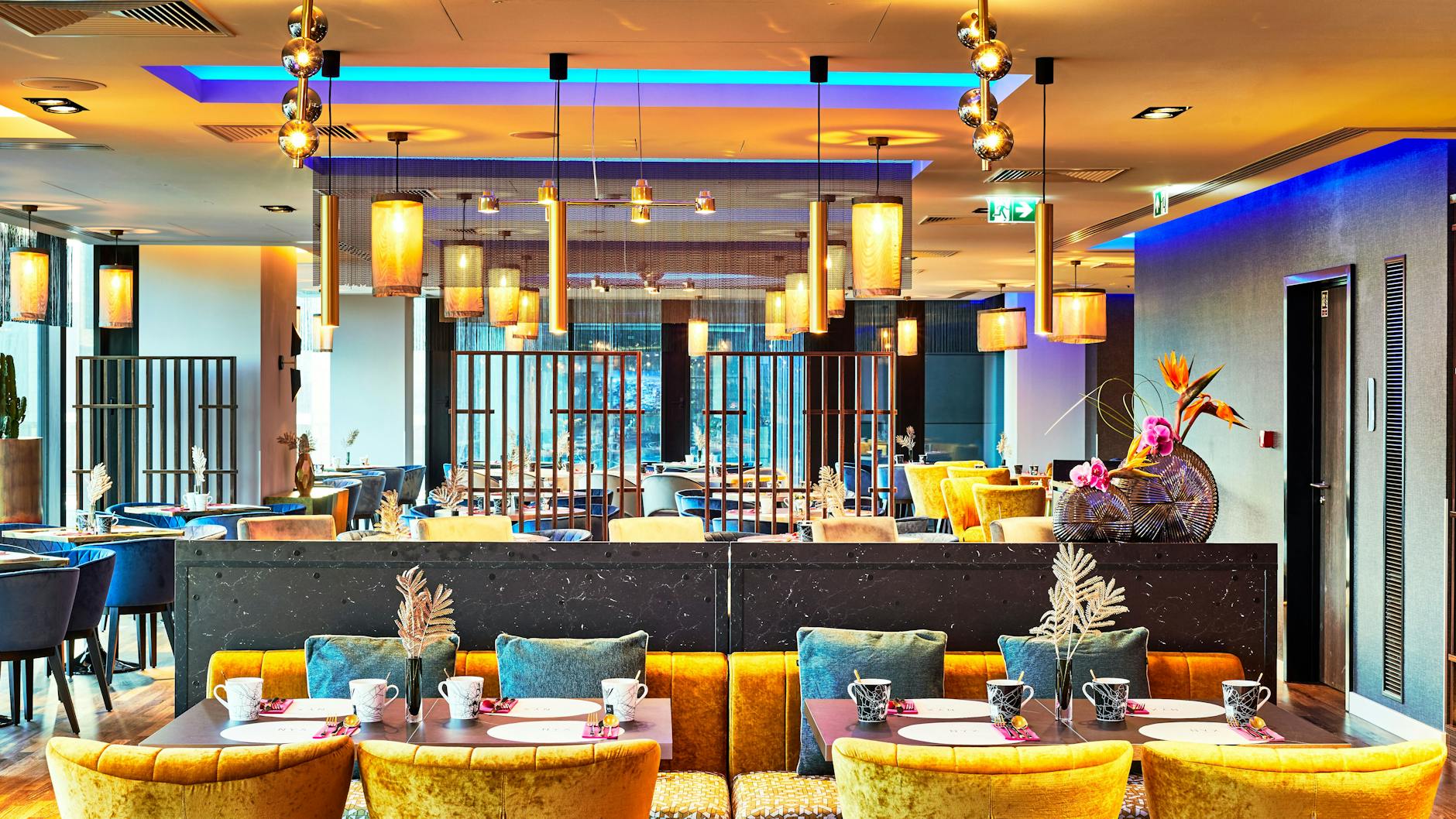 Ein bisschen wie in Las Vegas: der Frühstückssaal im NYX Hotel Warsaw.