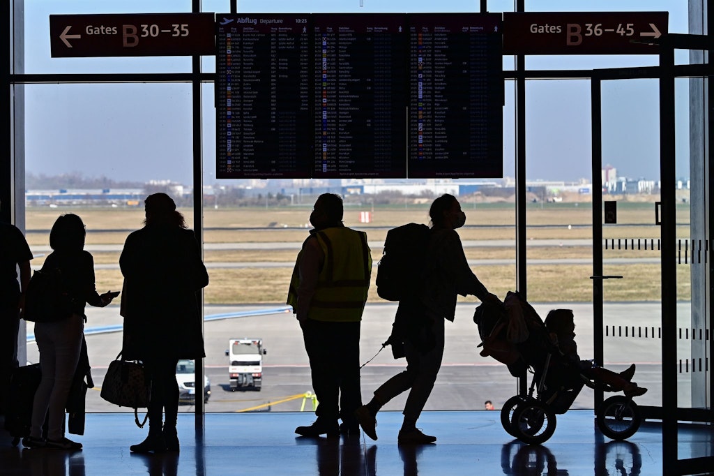 Wie Viel Stunden Vorher Am Flughafen www.berliner-zeitung.de