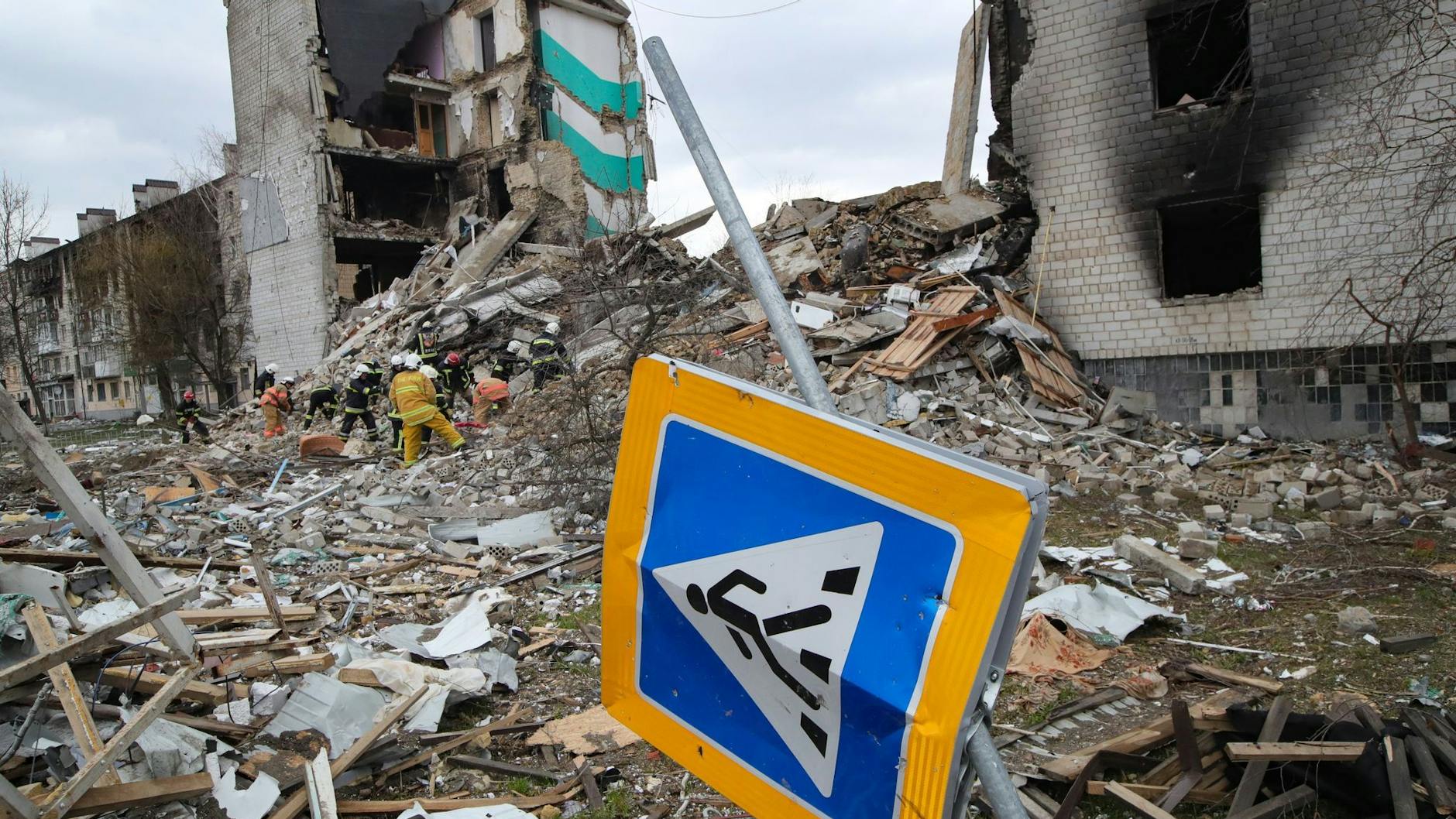 Der ukrainische Präsident Wolodymyr Selenskyj befürchtet hohe Opferzahlen in Borodjanka.