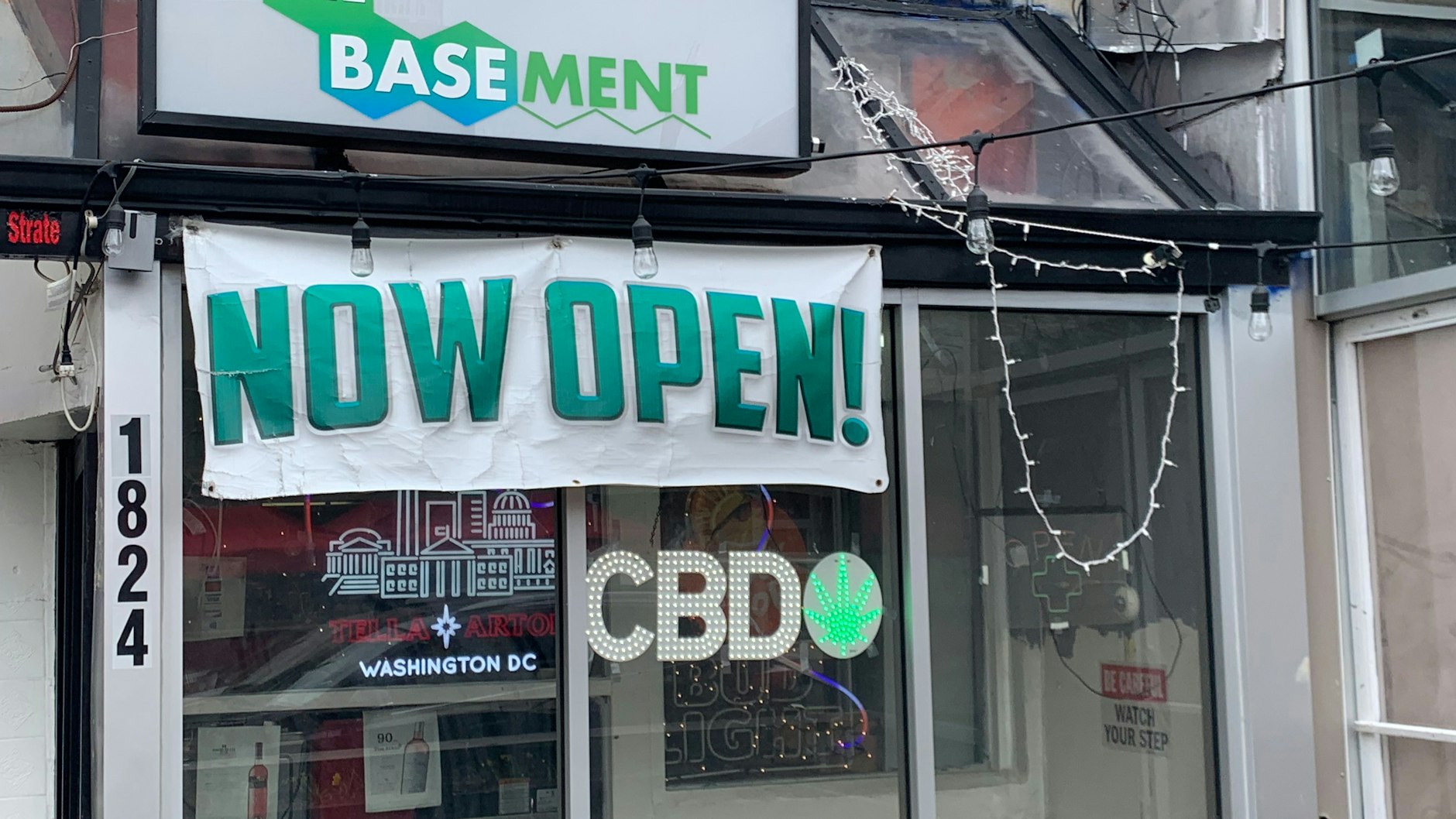Der Laden „The Basement“ in Washington beschreibt sich als Kerzen-Boutique, eigentlich wird in dem Kellerladen aber mit Marihuana gehandelt.