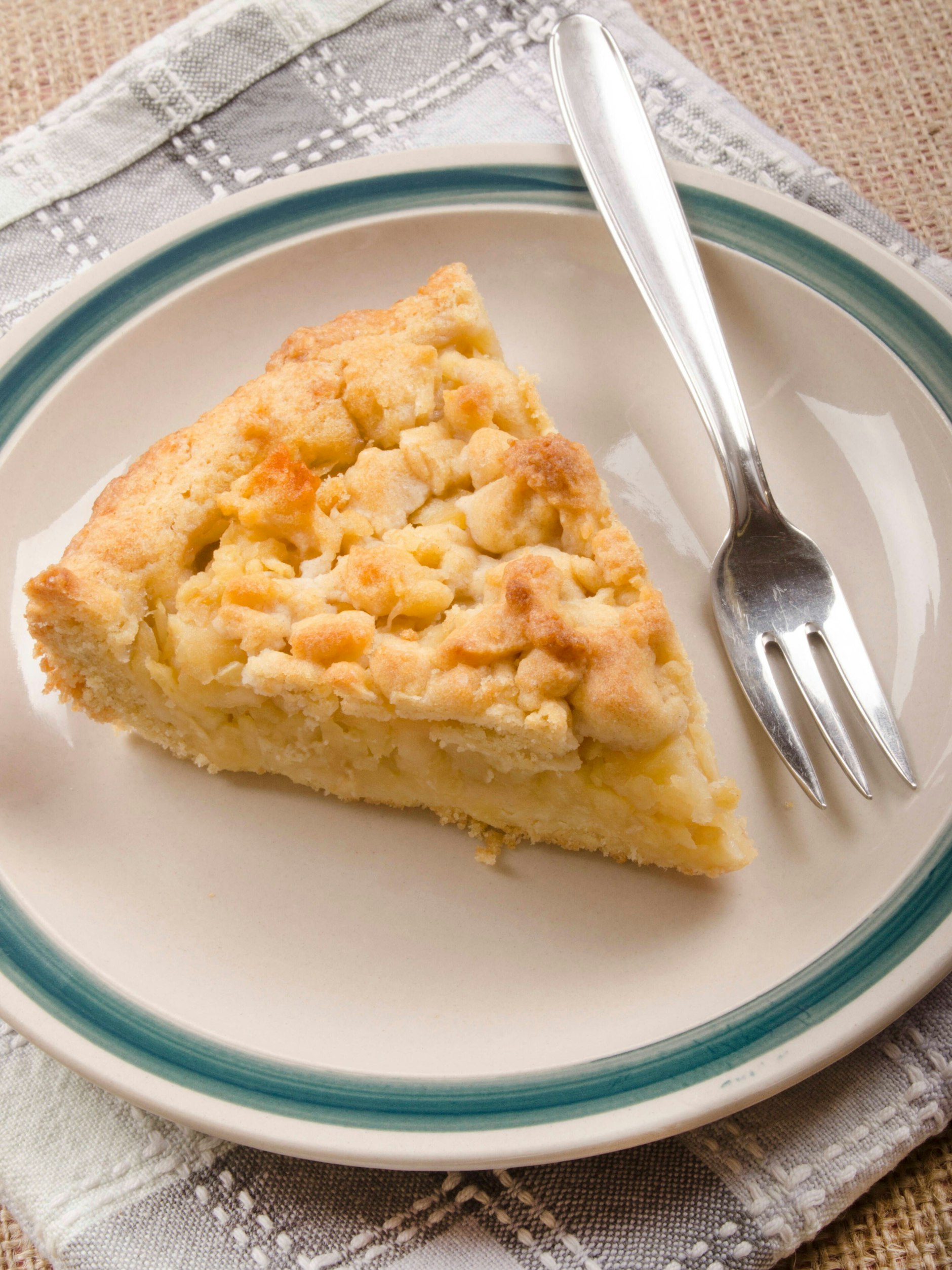 Der Streuselkuchen mit Pudding schmeckt lecker - und das Rezept ist supereinfach.