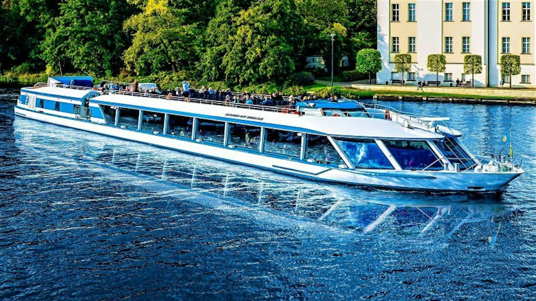 Bis zu fünf Stunden Erholung pur, eine Wohltat für die Sinne, Abschalten vom Großstadtstress und einfach entspannen:&nbsp;Schifffahrt „Rund um die Müggelberge“