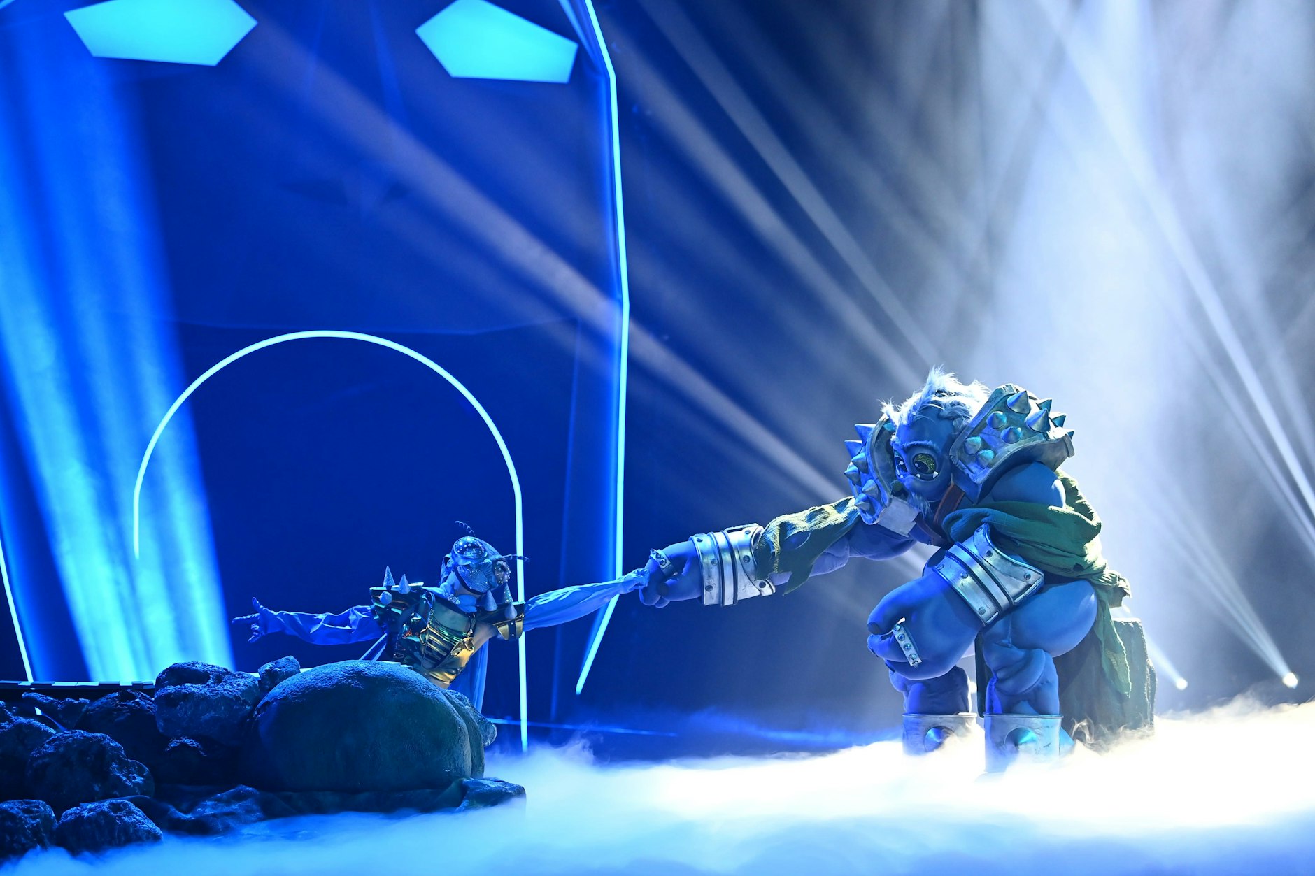 Der Ork bei seiner Performance in der aktuellen Episode von The Masked Singer.