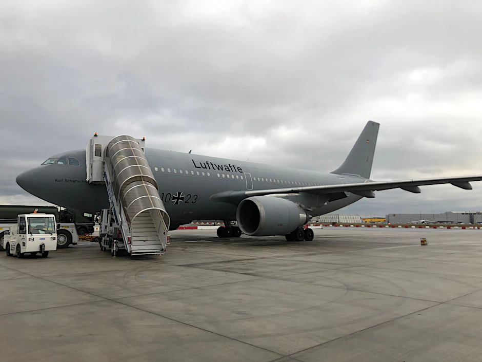 Ein Airbus A310 der Luftwaffe in Köln (Archivbild).