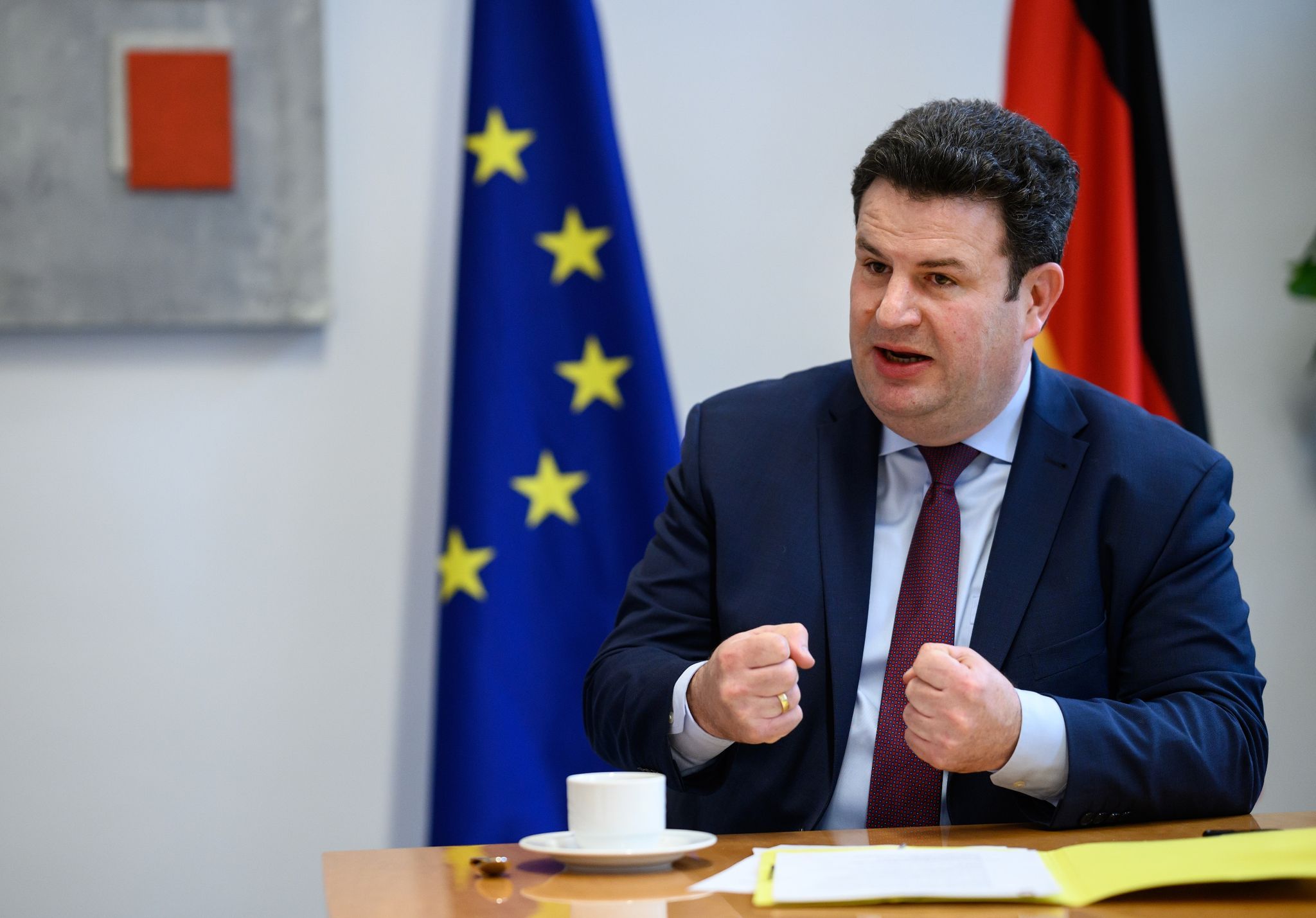 Arbeitsminister warnt: Wir werden die Folgen des Ukraine-Krieges viele, viele Jahre spüren!