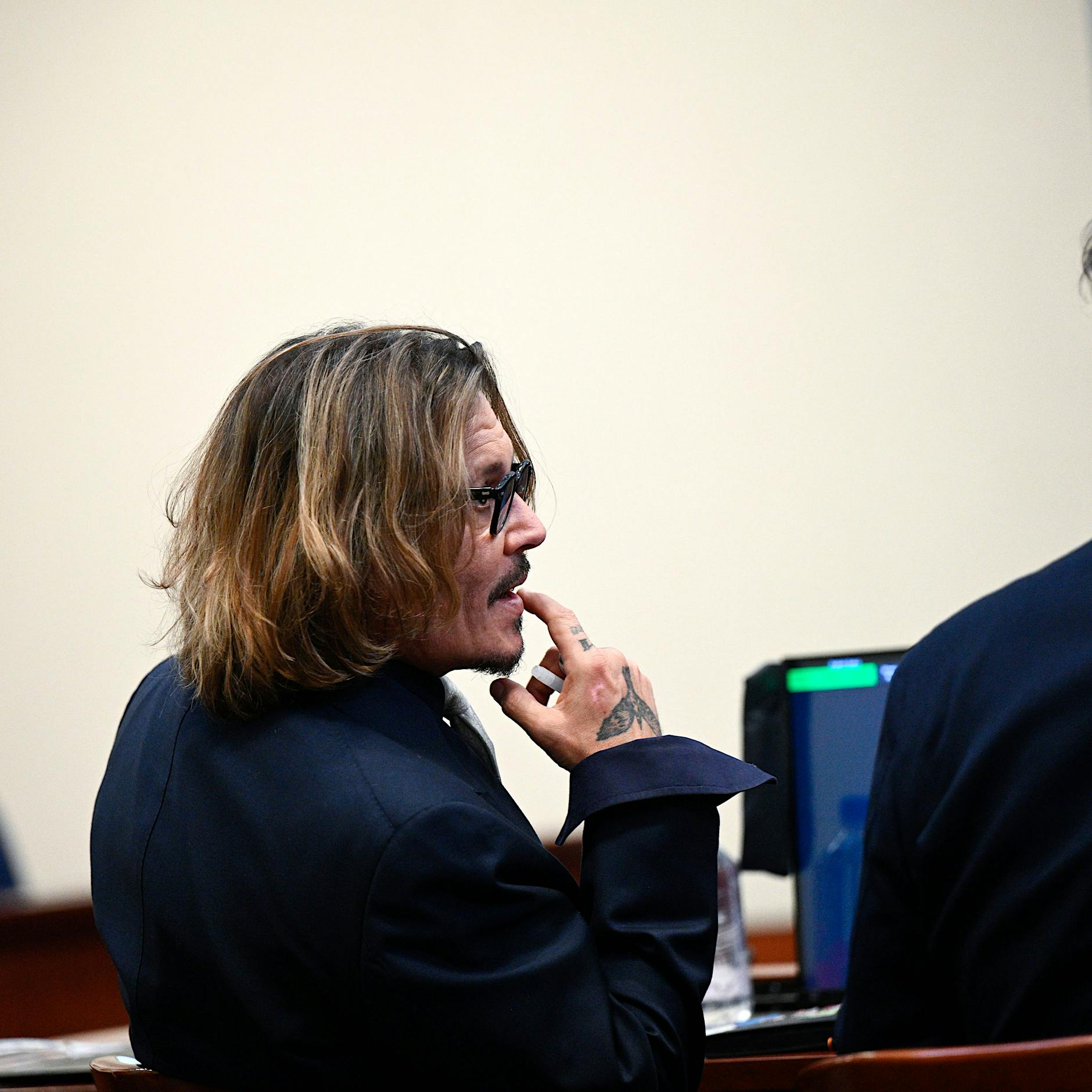 Anwalt von Johnny Depp: Vorwürfe häuslicher Gewalt sind „verheerend“