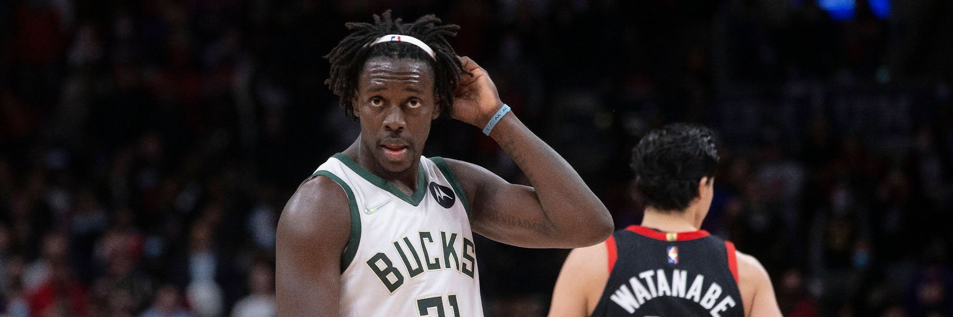 Da staunt er selbst: Jrue Holiday kassierte für seinen Acht-Sekunden-Einsatz rund 280.000 Euro wegen einer kuriosen Klausel.