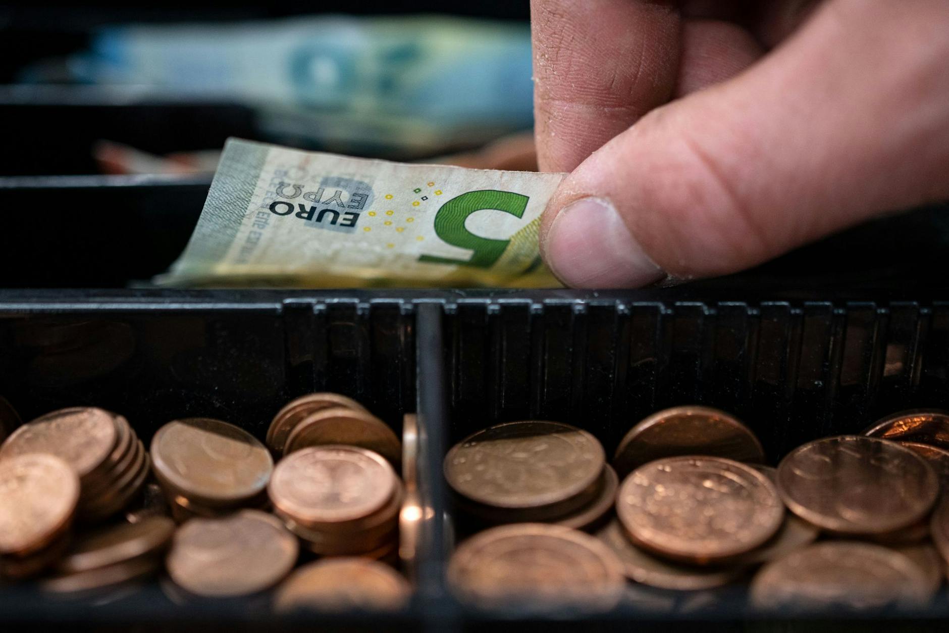 Unser Geld ist immer weniger wert.