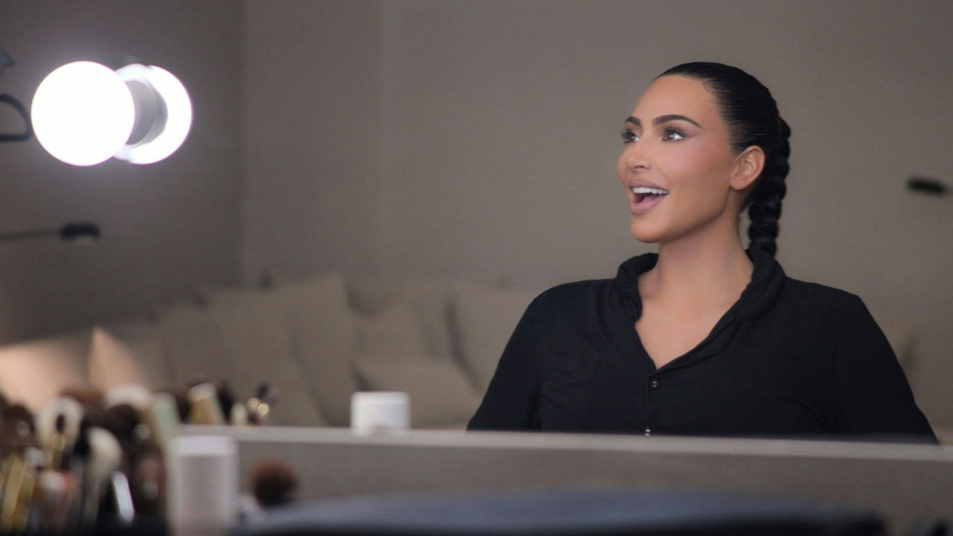 Kim Kardashian ist froh, dass die Kameras endlich wieder da sind.