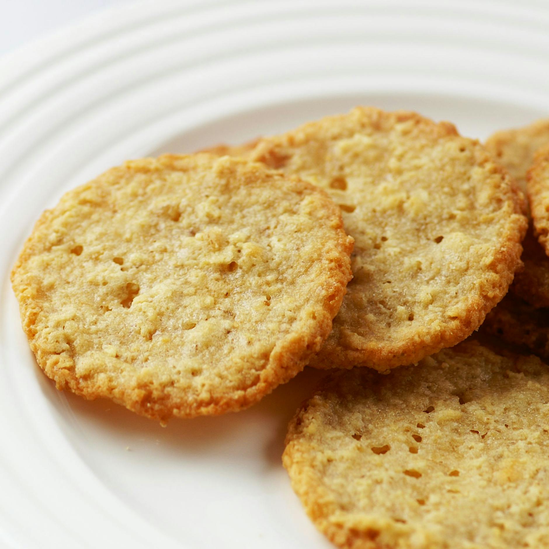 Leckeres Rezept: Schwedische Haferkekse wie bei Ikea! So zaubern Sie die knusprigen Plätzchen mit Schokolade im eigenen Ofen