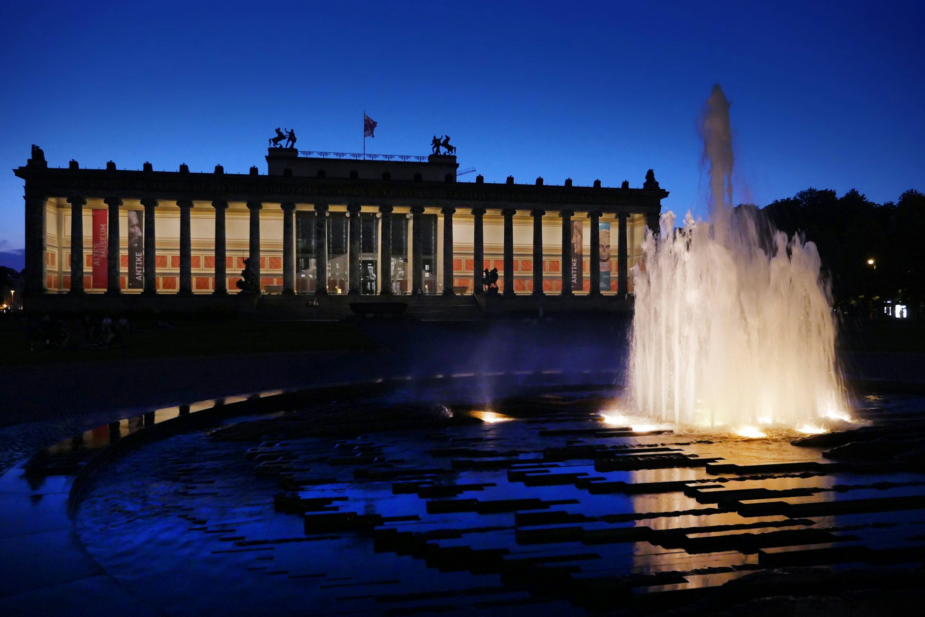 Hinter dem Idyll lauert eine dunkle Museumsgeschichte: das Alte Museum auf der Museumsinsel.
