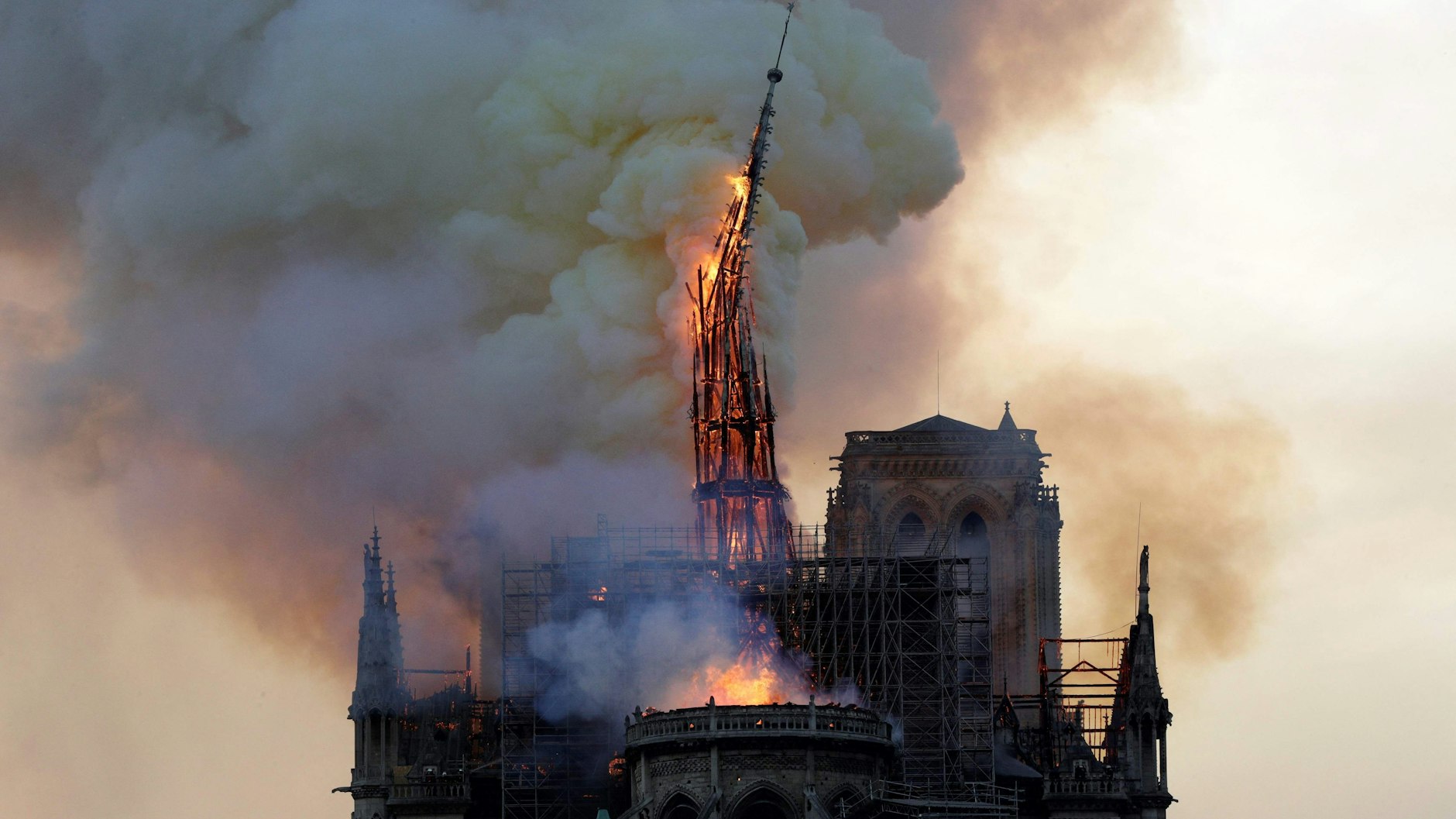 15. April 2019 – Notre-Dame steht in Flammen.