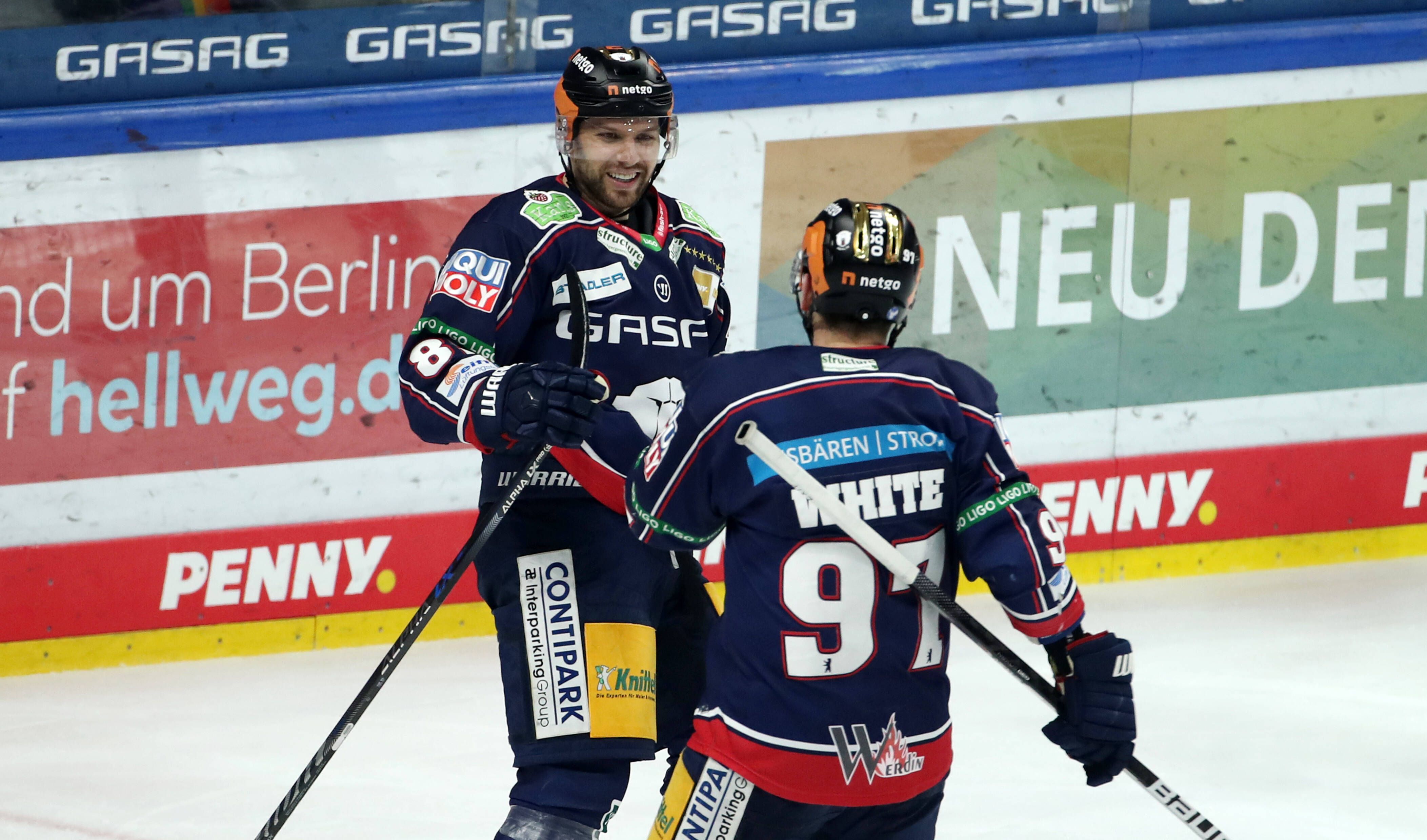 Image - Halbfinaaaaale, oho! Eisbären machen mit Köln kurzen Prozess