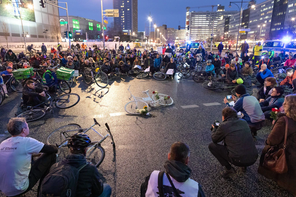 Diese Karte eines Berliner Professors rettet Radfahrern das Leben