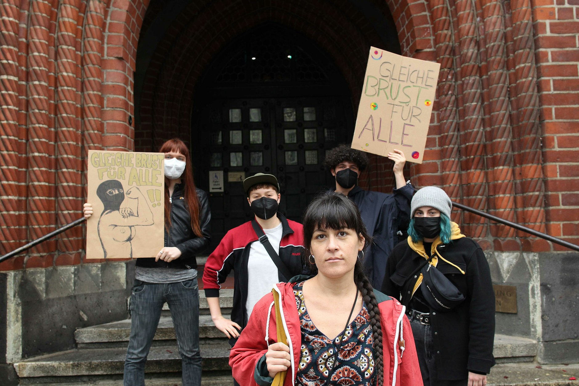 Sommer 2021 : Termin Rathaus Köpenick mit Gabrielle Lebreton und Unterstüzerinnen.