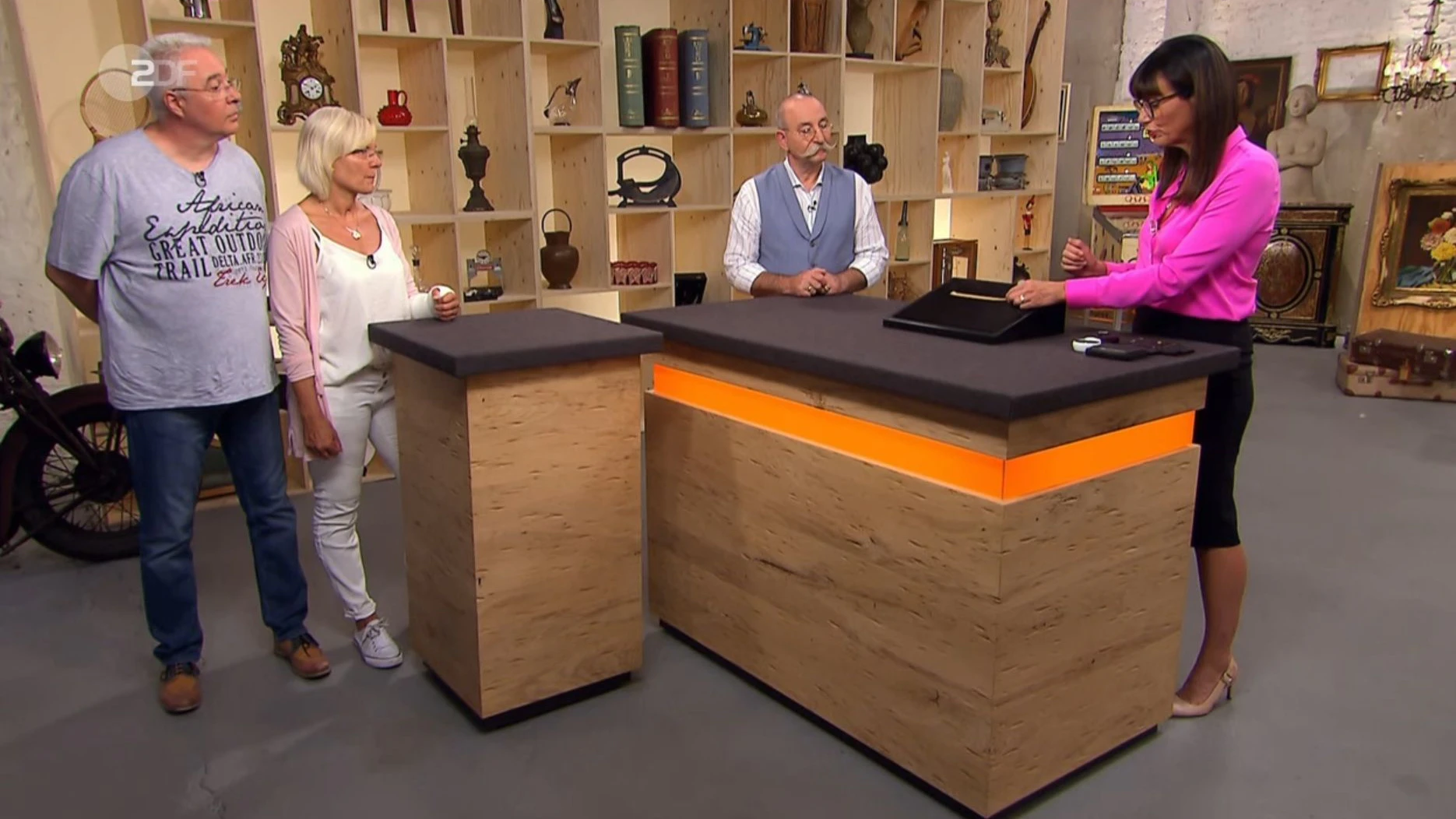 „Bares für Rares“-Expertin Dr. Heide Rezepa-Zabel hatte auf die Macken des Armbandes hingewiesen.