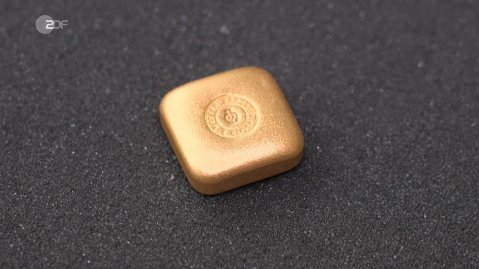 Zu rund einem Drittel besteht dieser Goldbarren aus dem Armband von „Bares für Rares“.