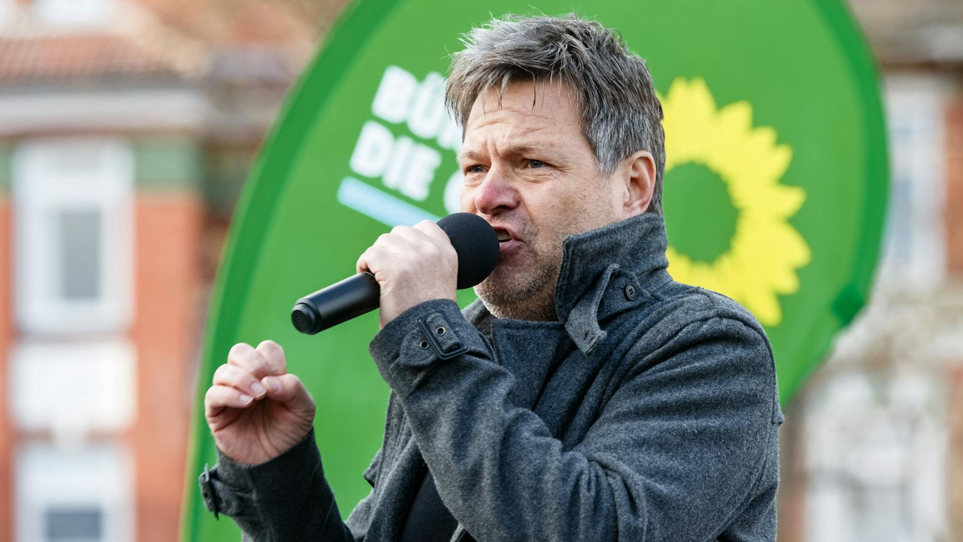 Robert Habeck bei einem Auftritt während des Landtagswahlkampfs der Grünen in Schleswig-Holstein.