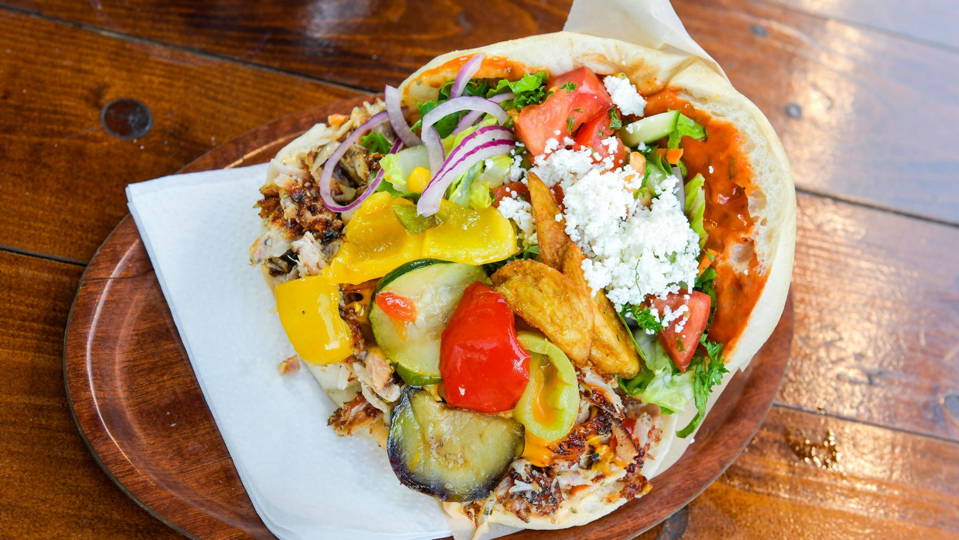 Wird der Döner bald zum Luxusgut? Viele Imbisse stehen wegen der gestiegenen Preise für Energie und Lebensmittel unter Druck (Symbolbild).