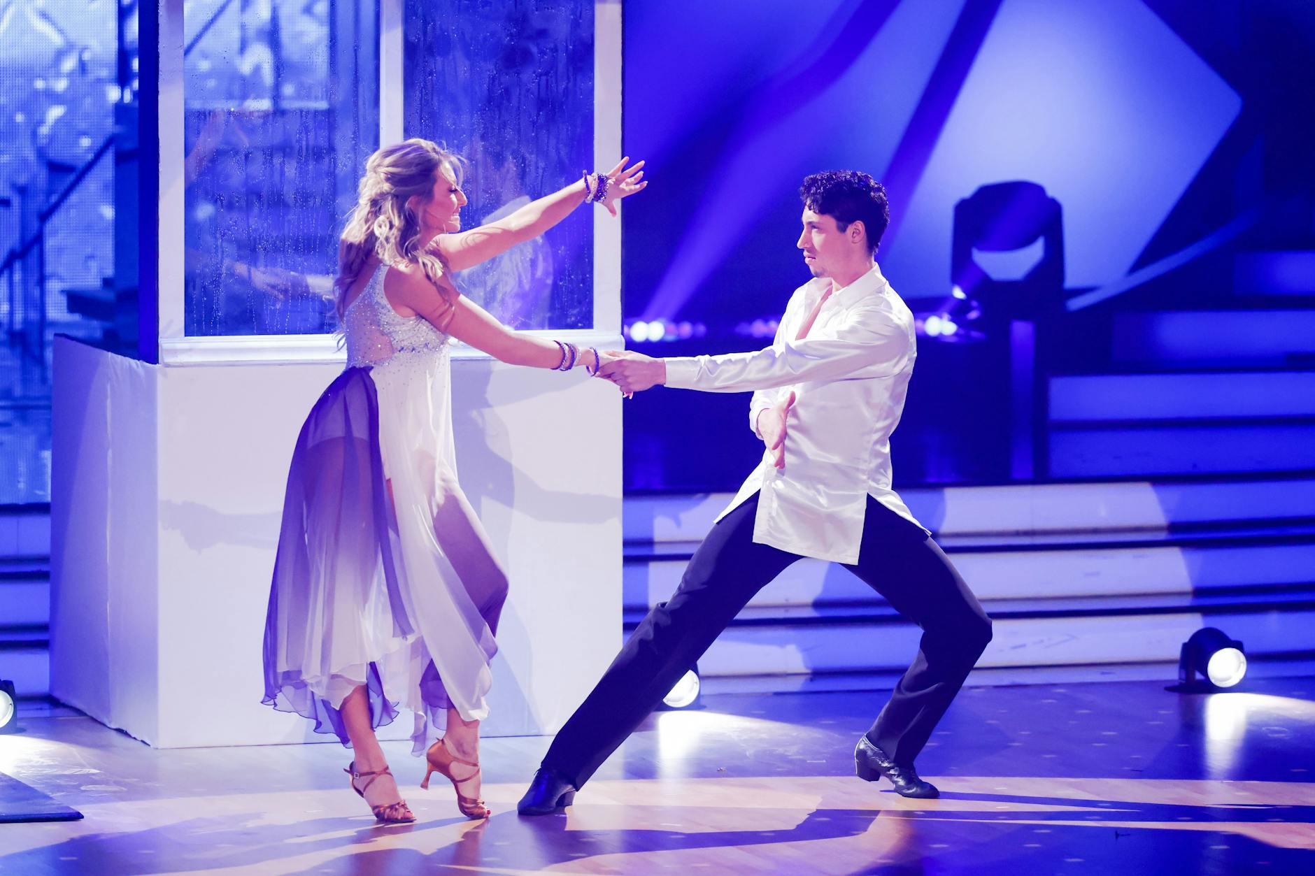 Gemeinsam mit Zirkusartist Rene Casselly tanzte Profi-Tänzerin Regina Luca zuletzt auf der großen „Let’s Dance“-Bühne.