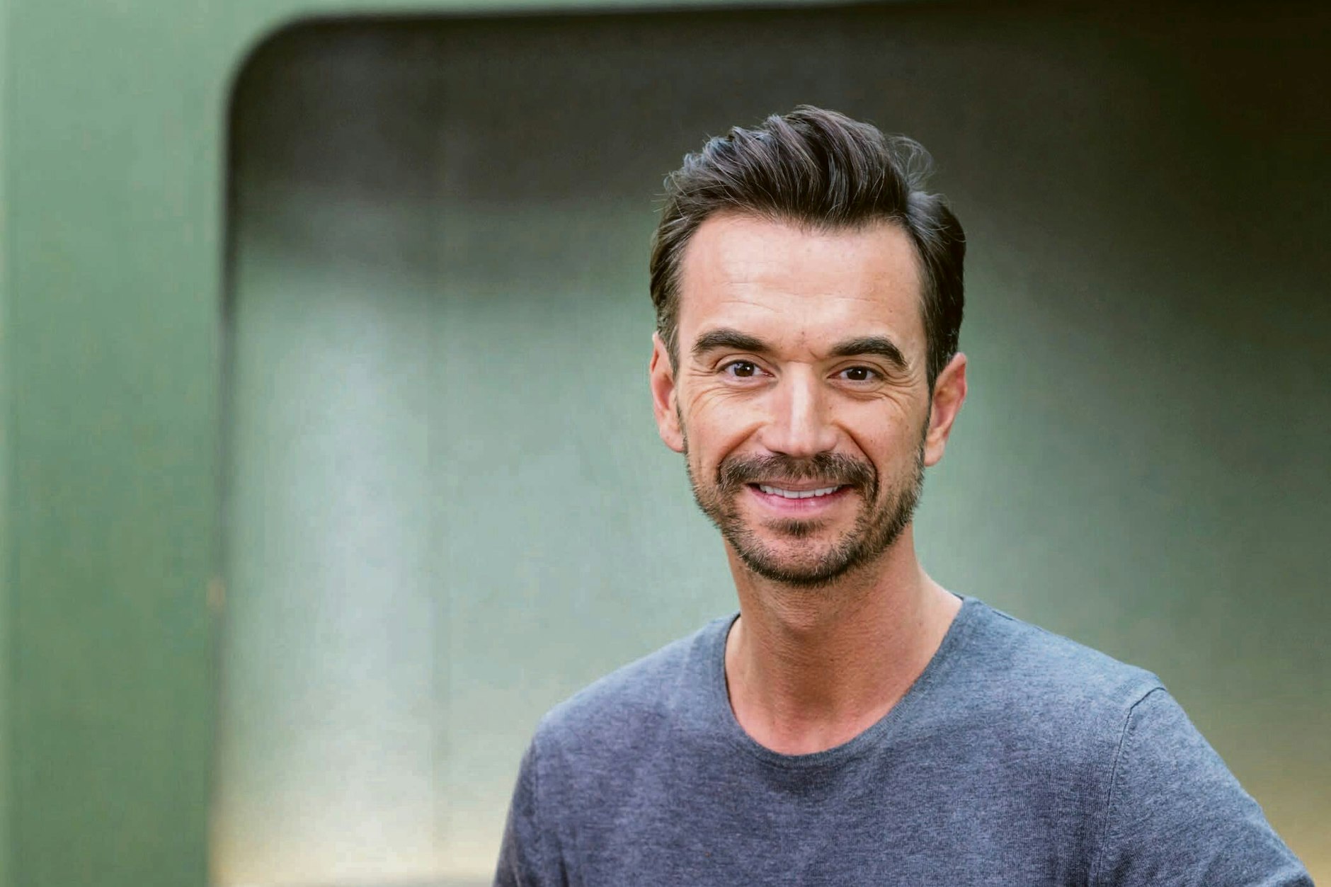 Florian Silbereisen ist Moderator, Sänger und Schauspieler - und steigt in seiner Freizeit gern aufs Motorrad.