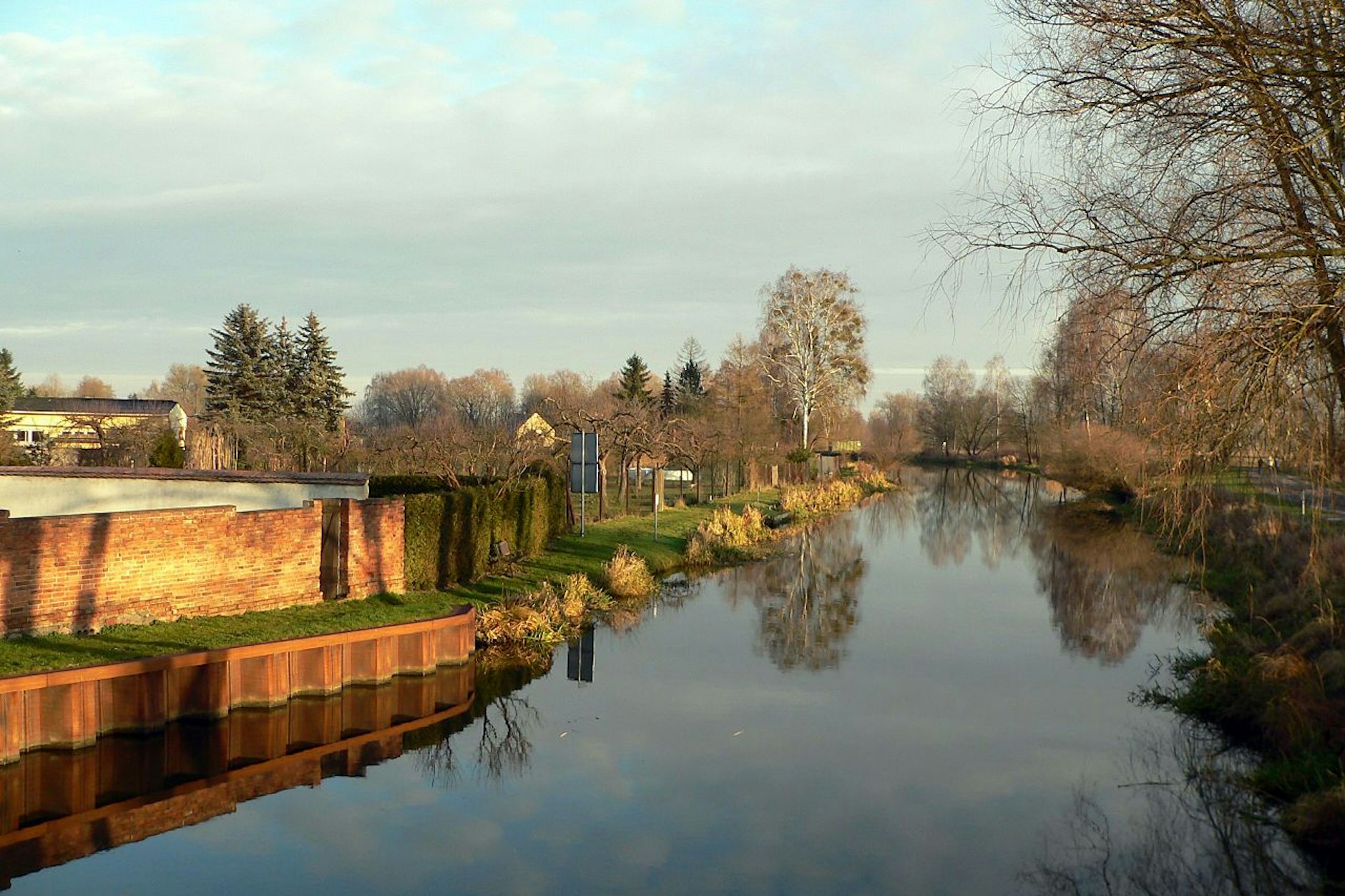 Zum Runterkommen: Entlang des Finowkanals bieten sich tolle Möglichkeiten, um den Großstadtstress hinter sich zu lassen. Sei es auf oder neben dem Wasser.