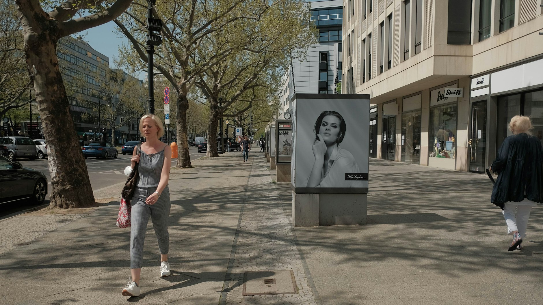 Hat schon ordentlich Jahre auf dem Buckel: Der Berliner Kurfürstendamm. Und irgendwie merkt man's auch.