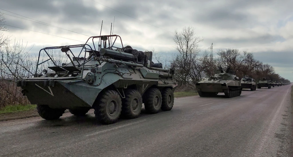 Ukraine: Russen mit „riesiger Menge an Kriegsmaterial“ in Kreminna einmarschiert