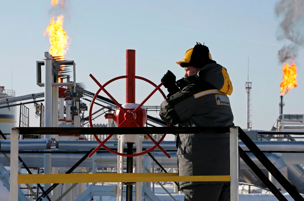 Statt Energie-Embargo: Warum wir Strafzölle auf russisches Öl und Gas brauchen
