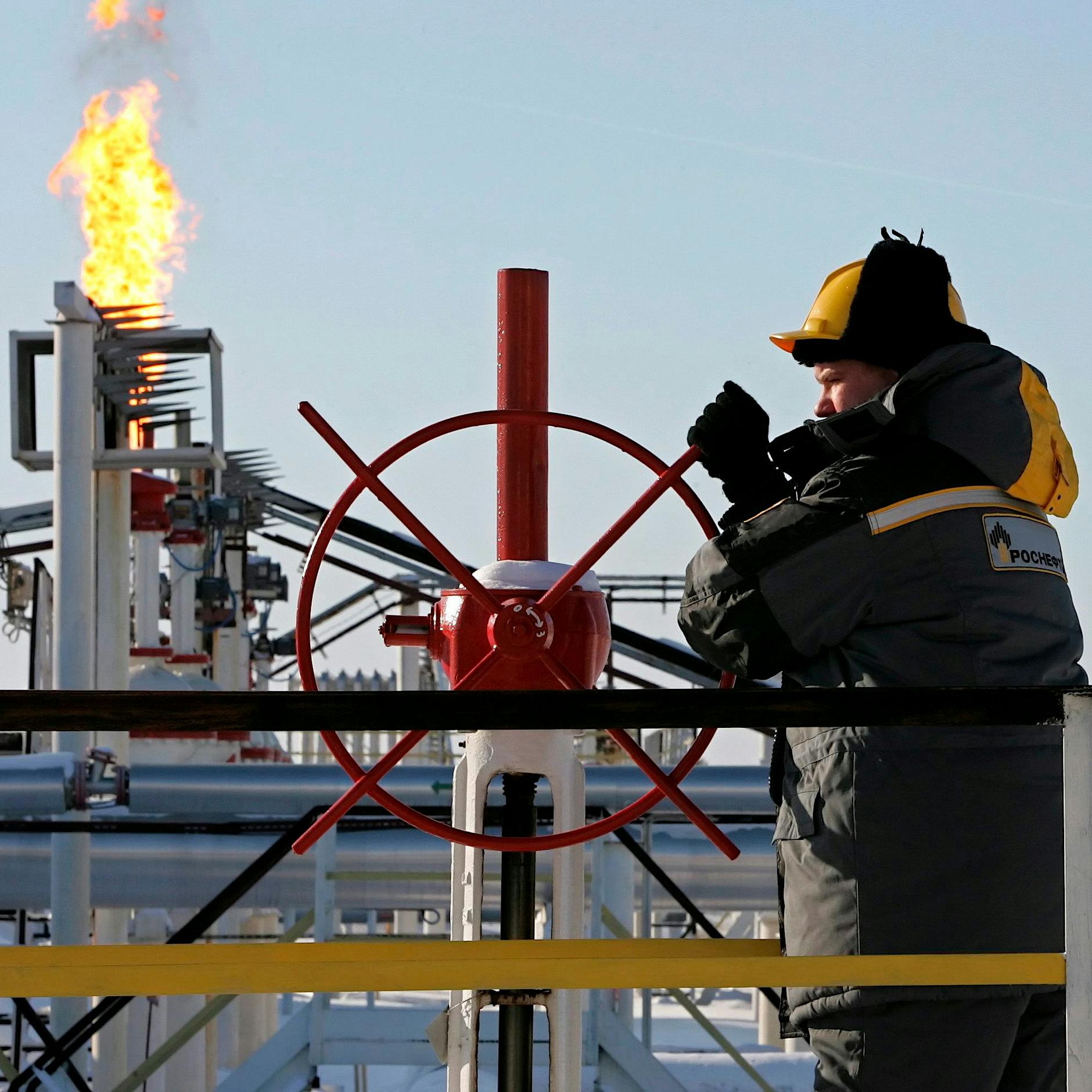 Statt Energie-Embargo: Warum wir Strafzölle auf russisches Öl und Gas brauchen