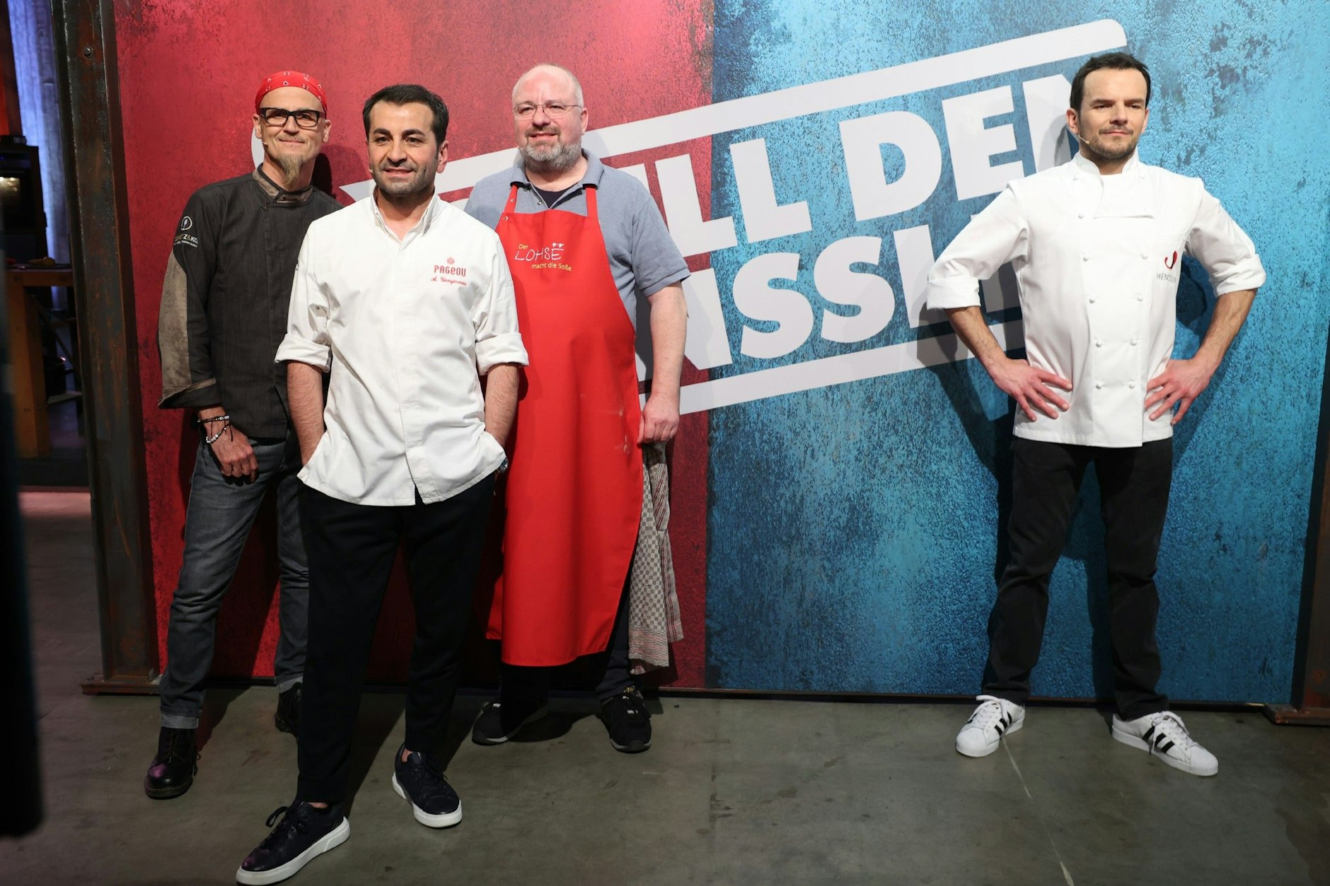 Steffen Henssler tritt in der neuen Folge von „Grill den Henssler“ gegen drei Profiköche an.