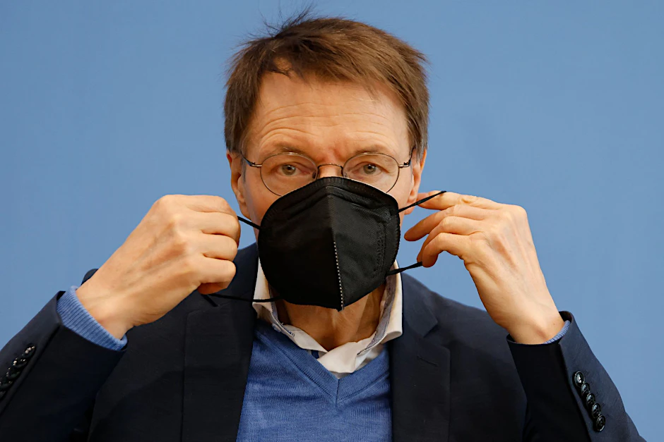 An Bundesgesundheitsminister Karl Lauterbach (SPD) gibt es harte Kritik.
