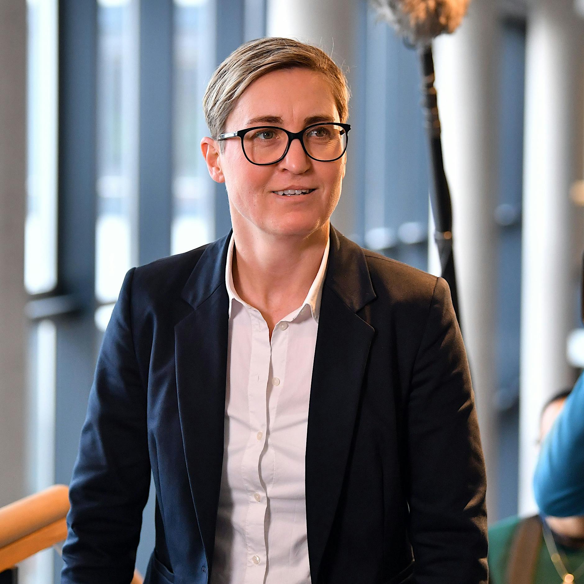 Rücktritt als Linke-Chefin: Hennig-Wellsow gibt Amt auf