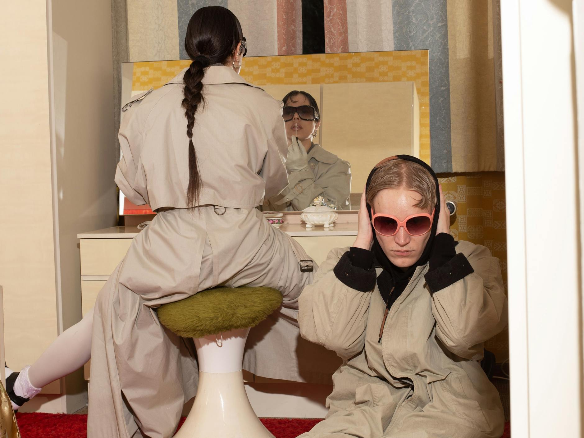 Wollen nur spielen: Victoria Vassiliki Daldas und Theo Zeitner aka Brutalismus 3000.